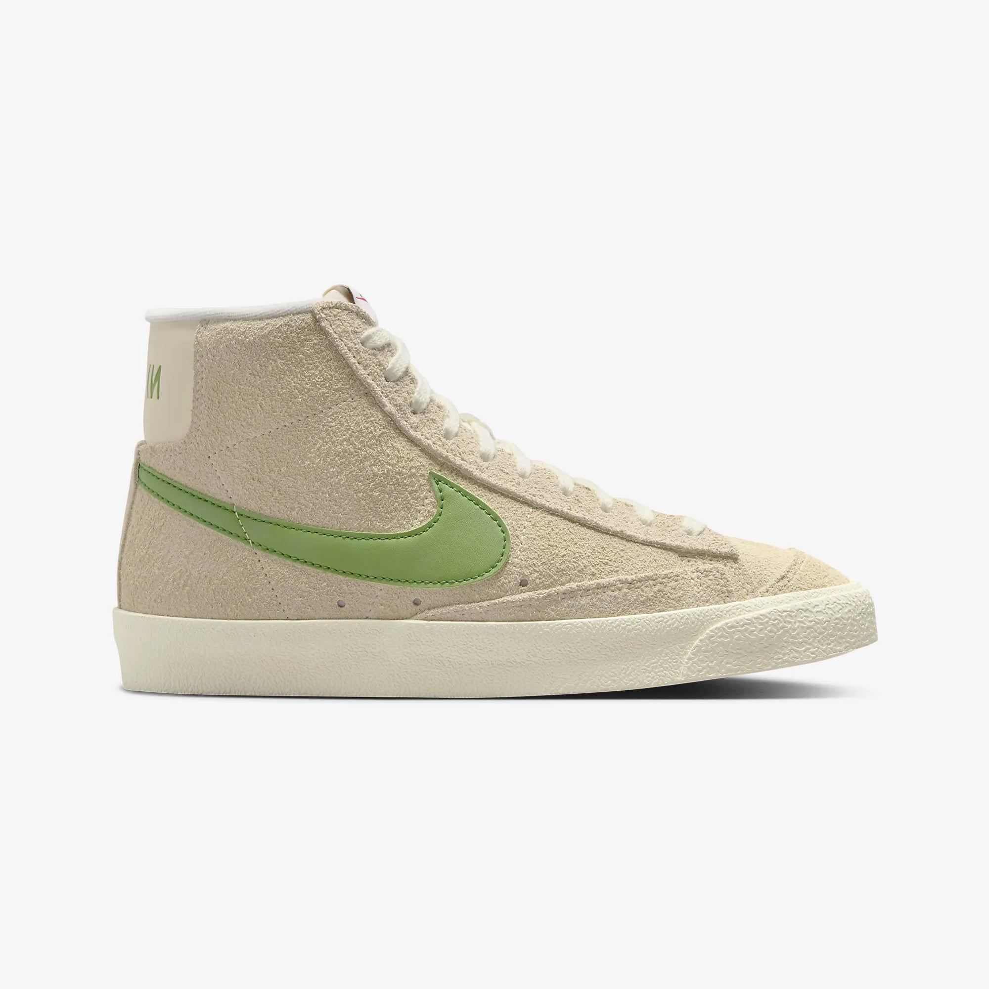 Nike | BLAZER MID '77 VINTAGE { MUSLIN/CHLOROPHYLL-COCONUT MILK-SAIL - view 6