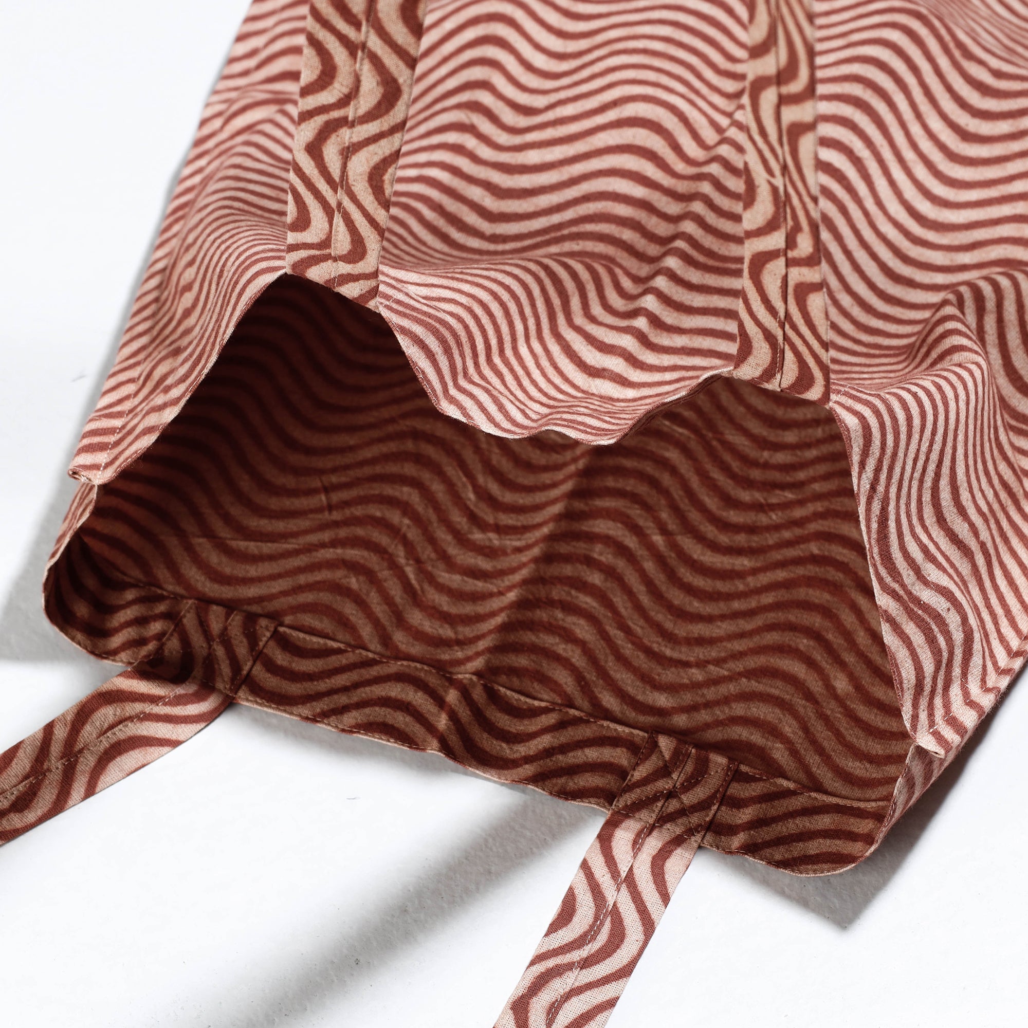 PITCHUKA SRINIVAS KALAMKARI PEDANA Brown - Pedana Kalamkari Block Printed Cotton Shopping Bag - view 3