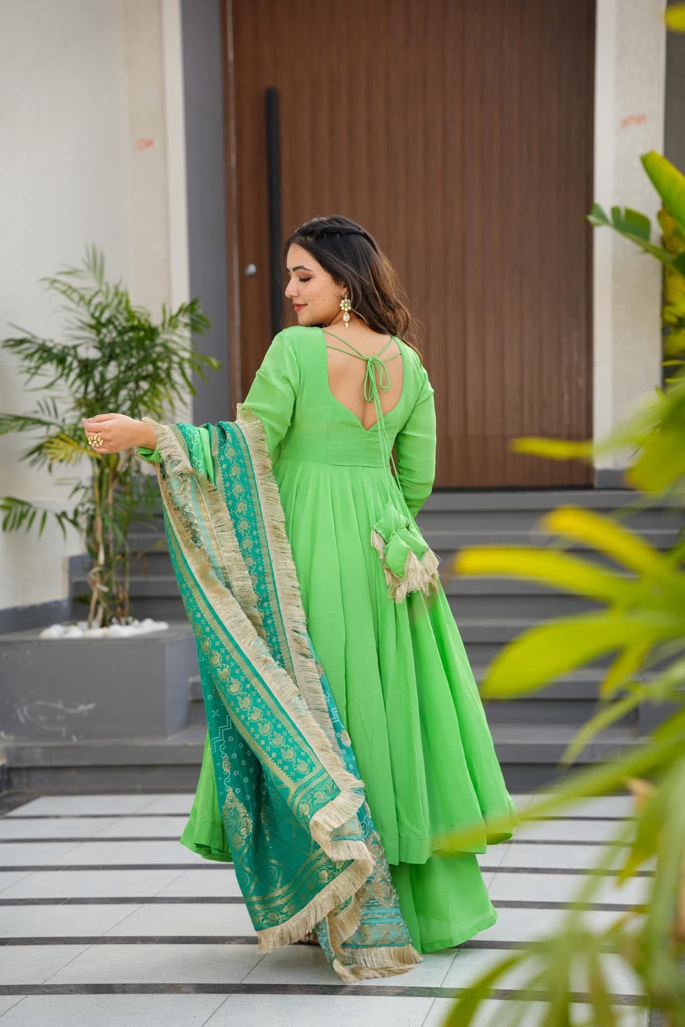 Idaho-o Zainab green crepe suit set - view 6