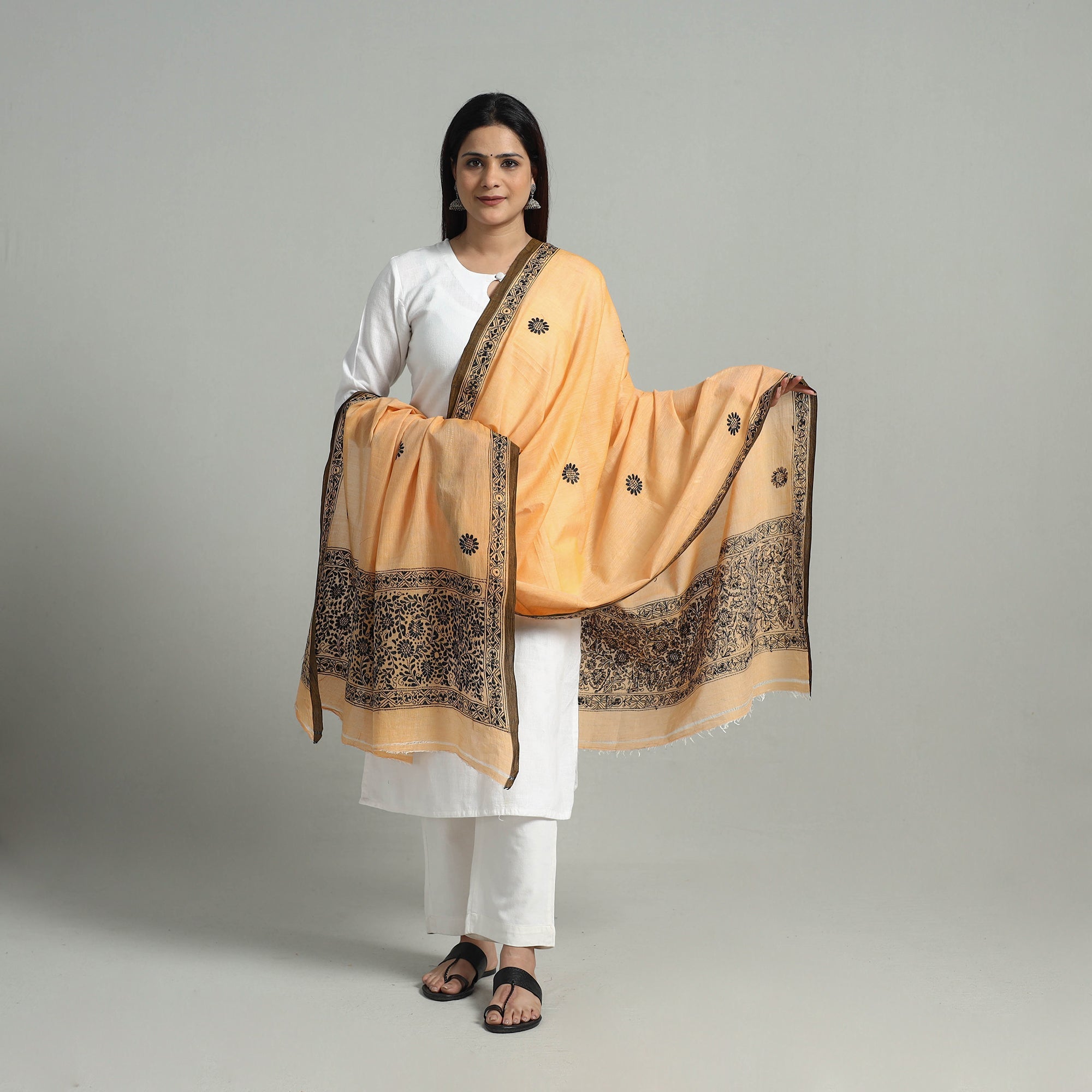 KHUSHBASH - HAPPY LOOM OF EAST Beige - Pure Handloom Cotton Bengal Kantha Work Dupatta 05 - view 2