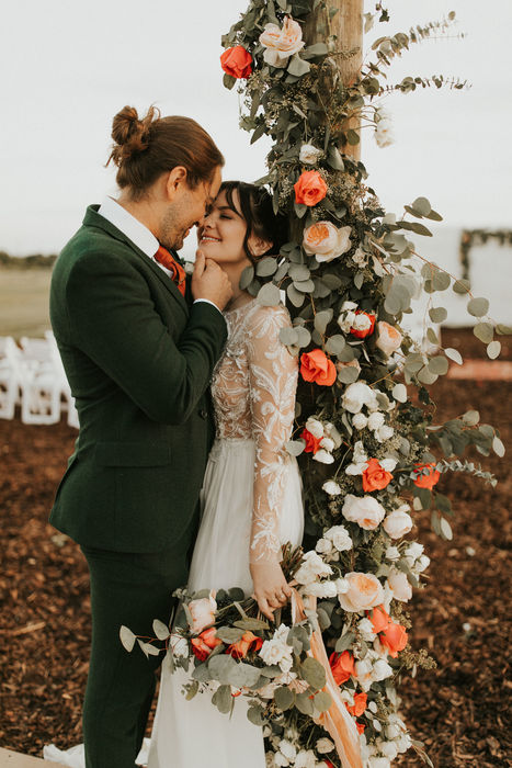 fiftyflowers.com Romantic and Organic Wedding - view 10