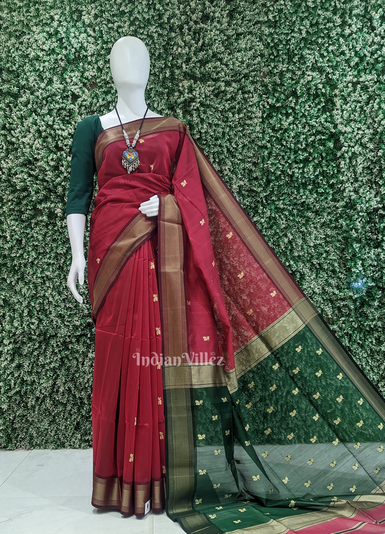 IndianVillèz Purple Wine with Green Pure Silk Cotton Maheshwari Saree