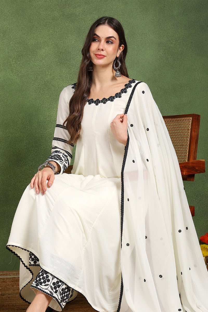 Ahika White Silk Blend Solid Embroidered Anarkali Suit Set PKSKD2761 - view 2