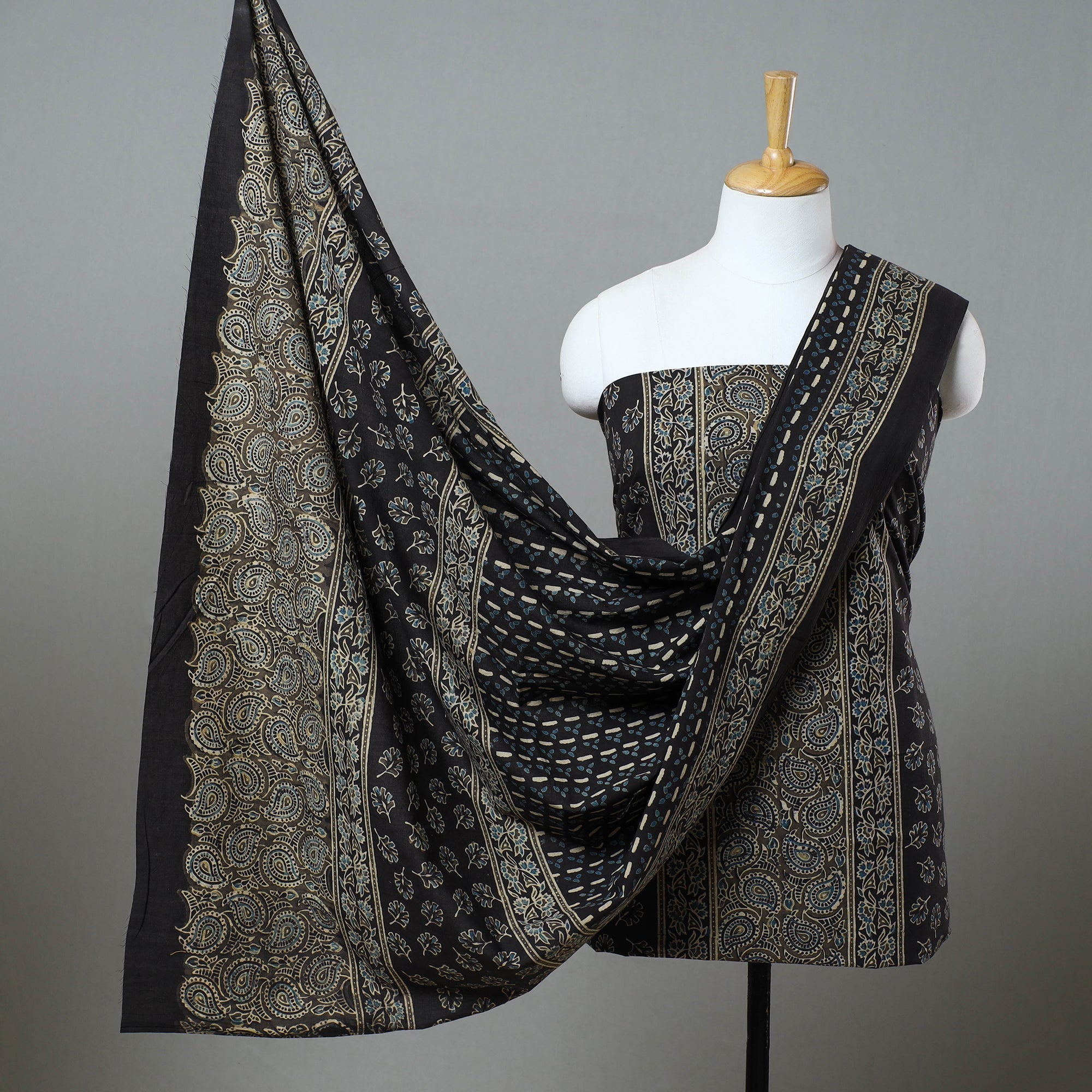 KACHCHH JI CHHAAP Black - 3pc Block Print Cotton Ajrakh Dress Material 01