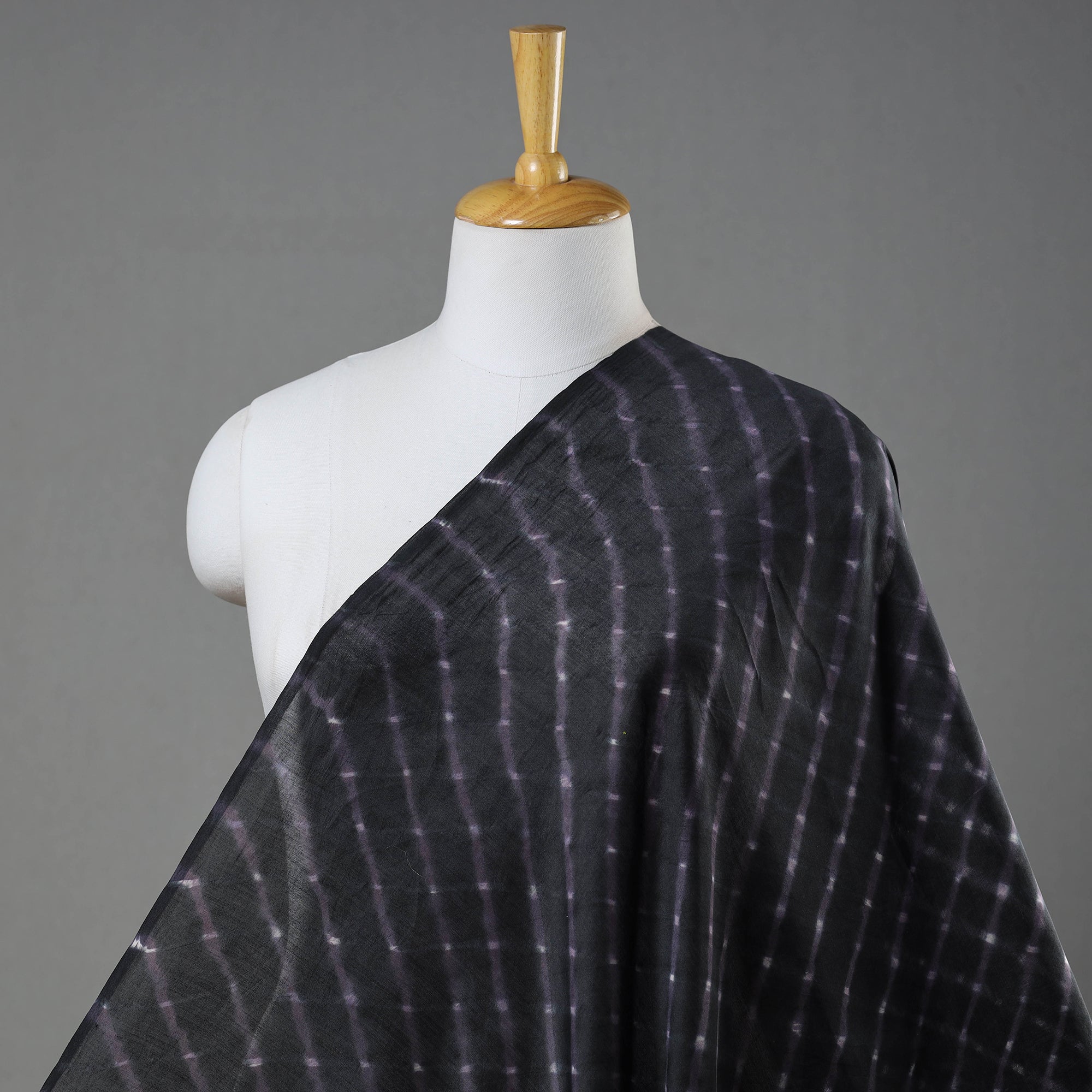LEHARIYA BY BADSHAH MIYAN Black - Leheriya Tie-Dye Mothra Chanderi Silk Fabric 24