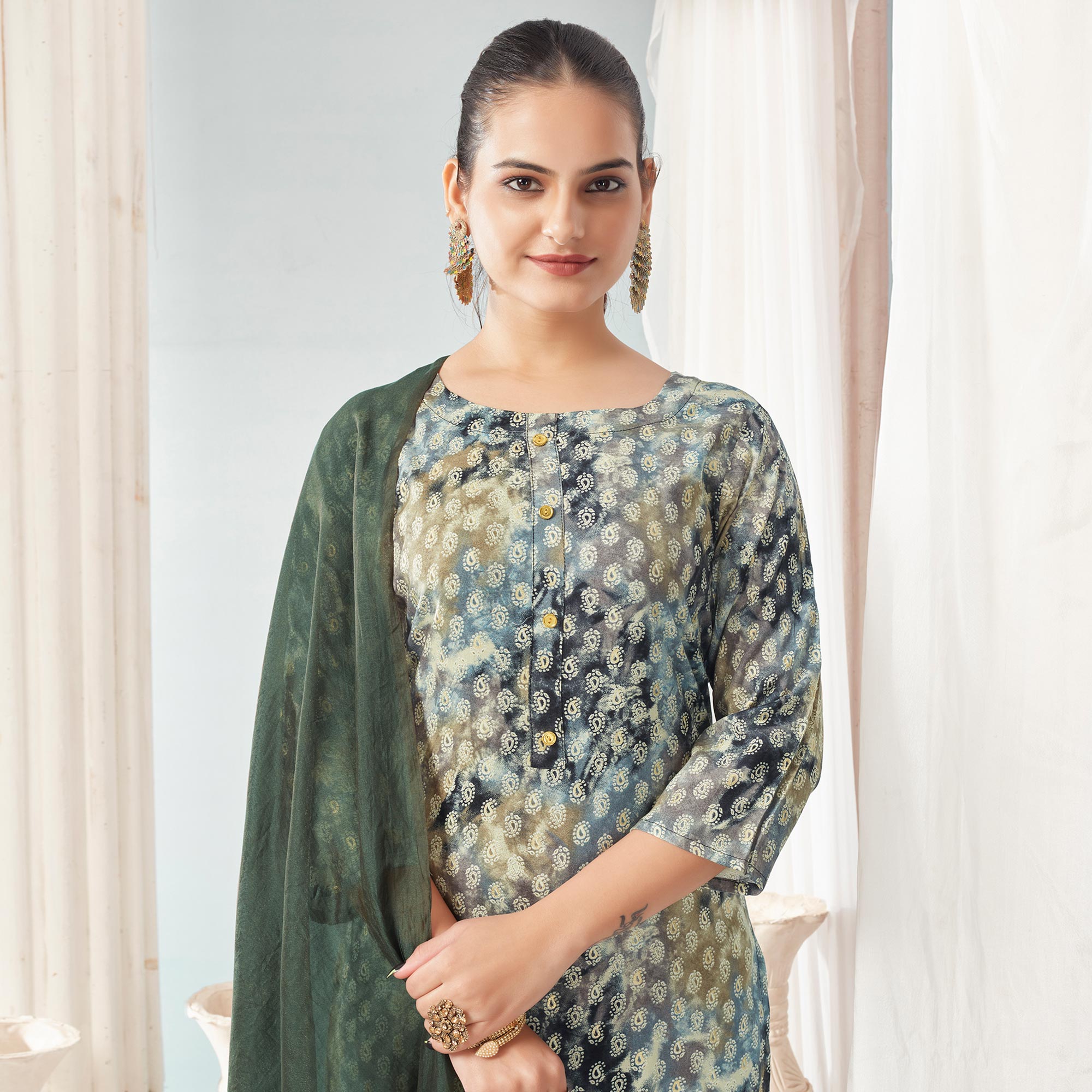 BlackTree grey-paisley-foil-printed-rayon-suit - view 3