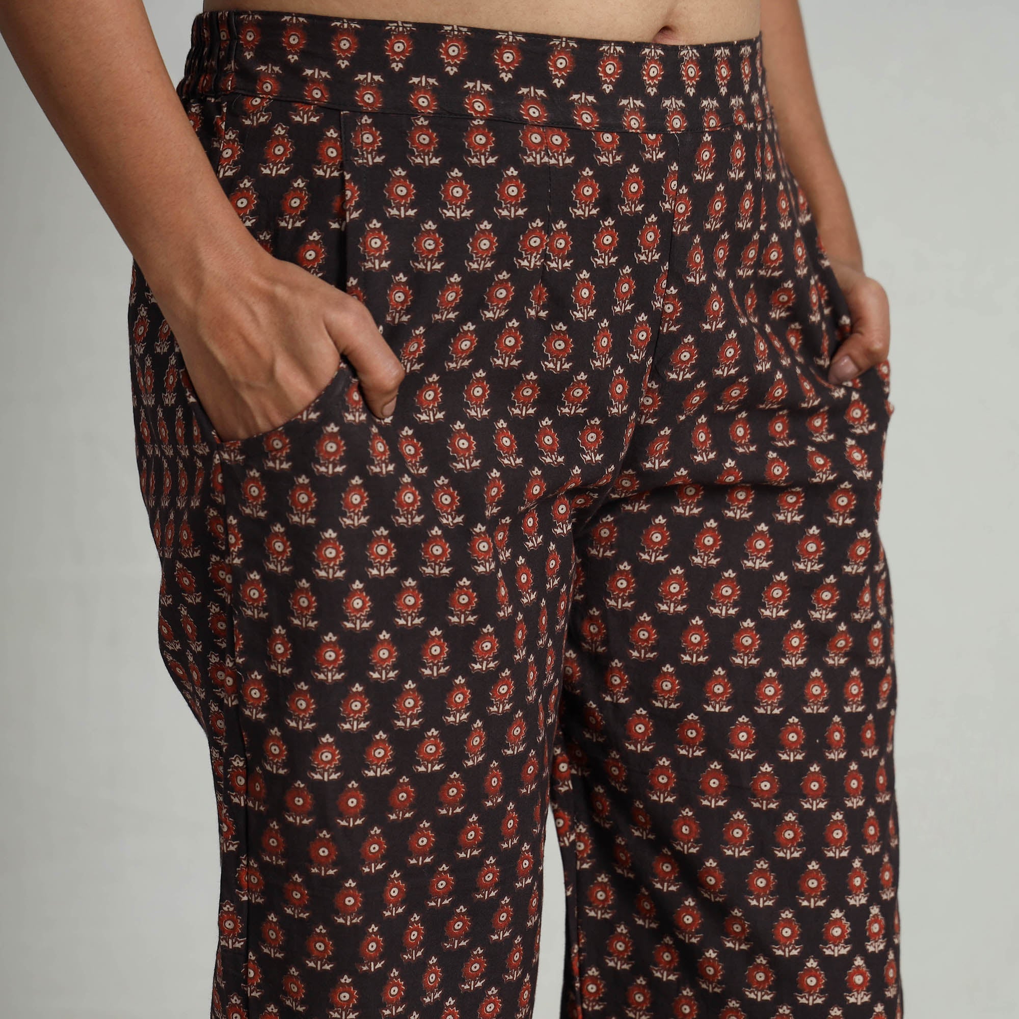 ITOKRI CASUALS Black - Kalamkari Printed Cotton Elasticated Palazzo - view 5
