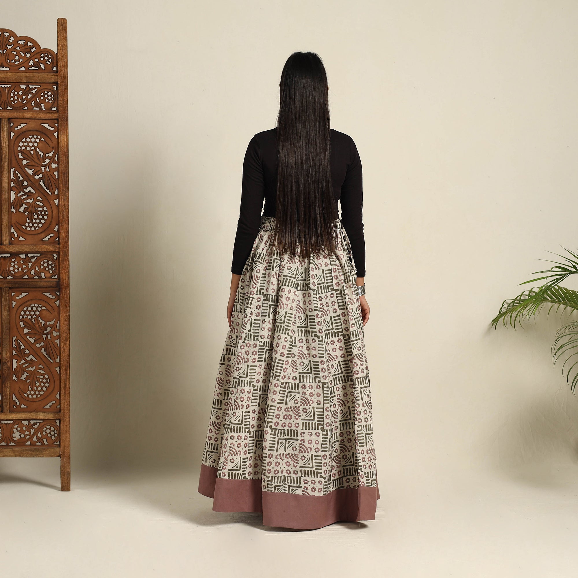 NOORI BAZAR Beige - 24 Kali Patchwork Batik Print Cotton Long Skirt 29 - view 4