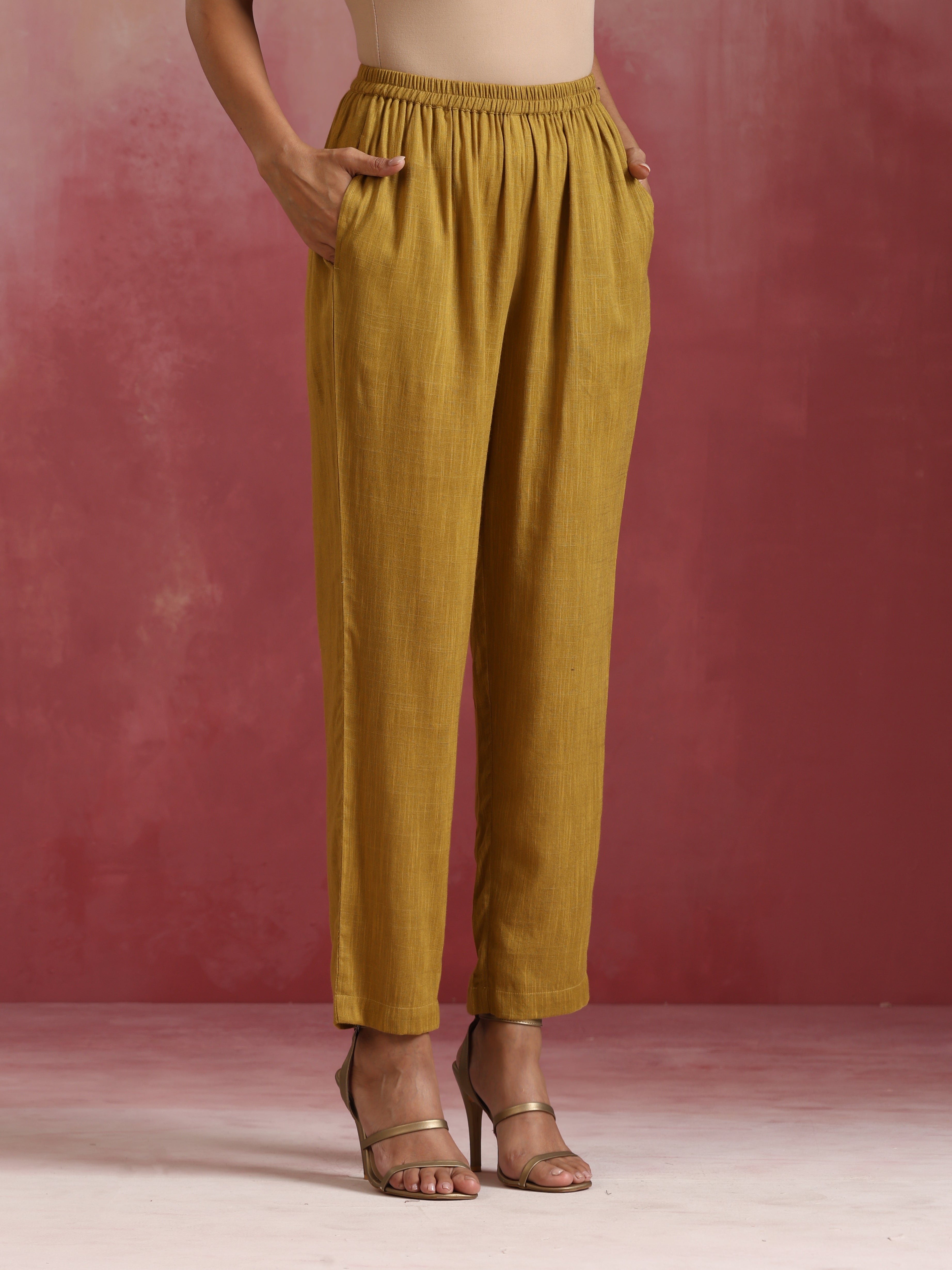 trueBrowns Mustard Cotton Kurta Set - view 6