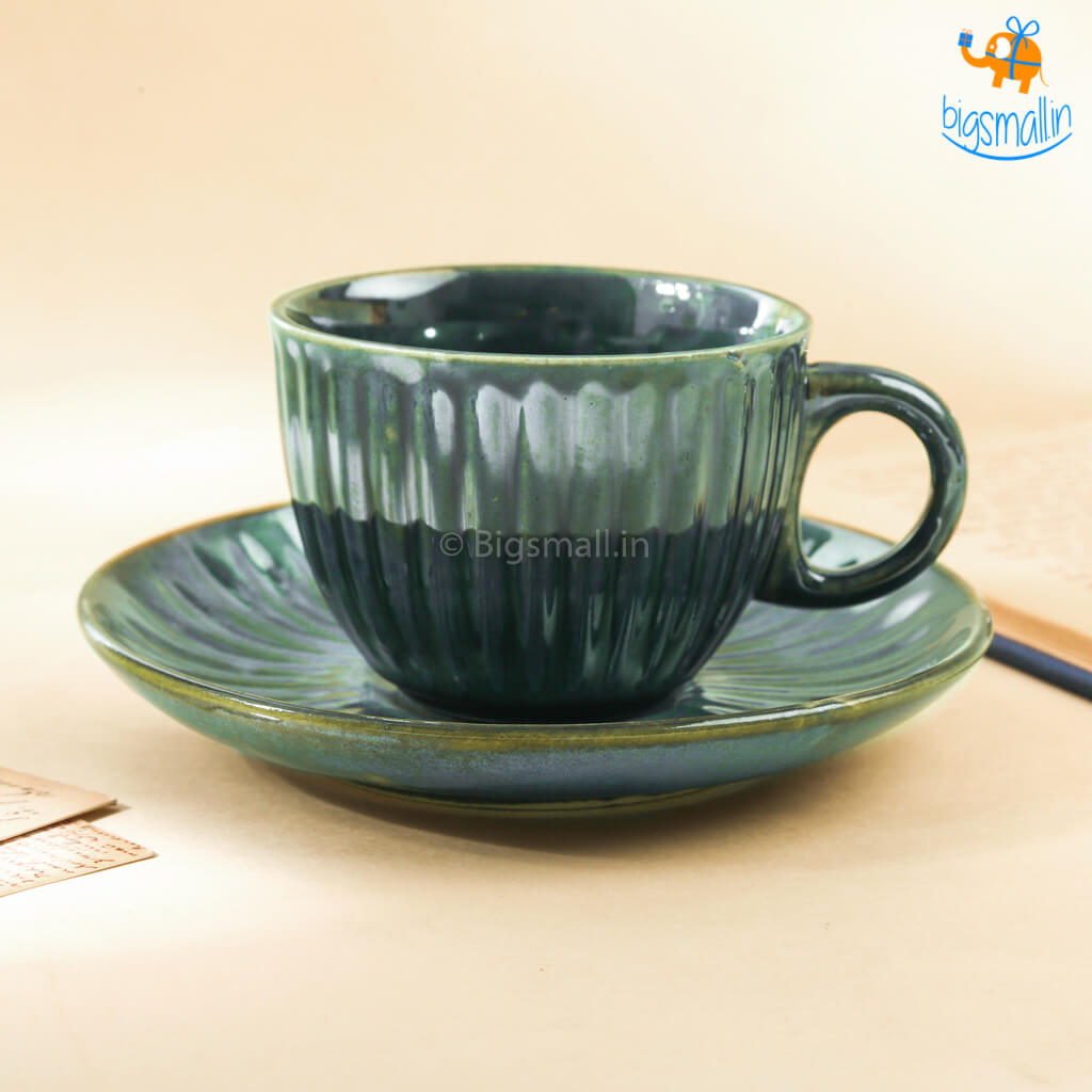 Fancy Glazed Ceramic Tea Cup with Saucer