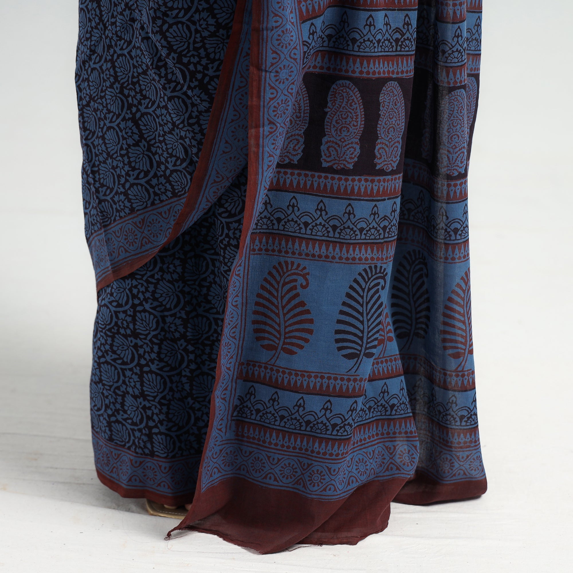 BAGH PRINTS BY YAKOOB KHATRI Blue - Bagh Hand Block Printed Cotton Saree - view 6