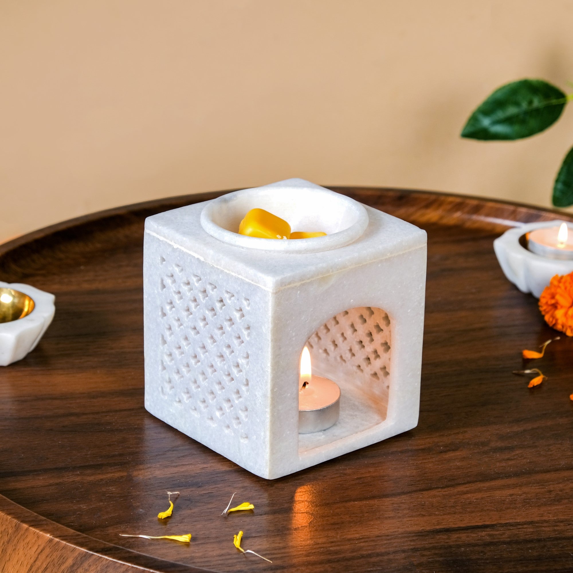 Nestasia Jharokha Artistry Marble Diffuser - view 2