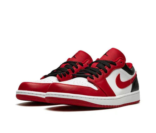 Sneaker Cafe Mumbai Air Jordan 1 Low 'Reverse Black Toe' - view 2