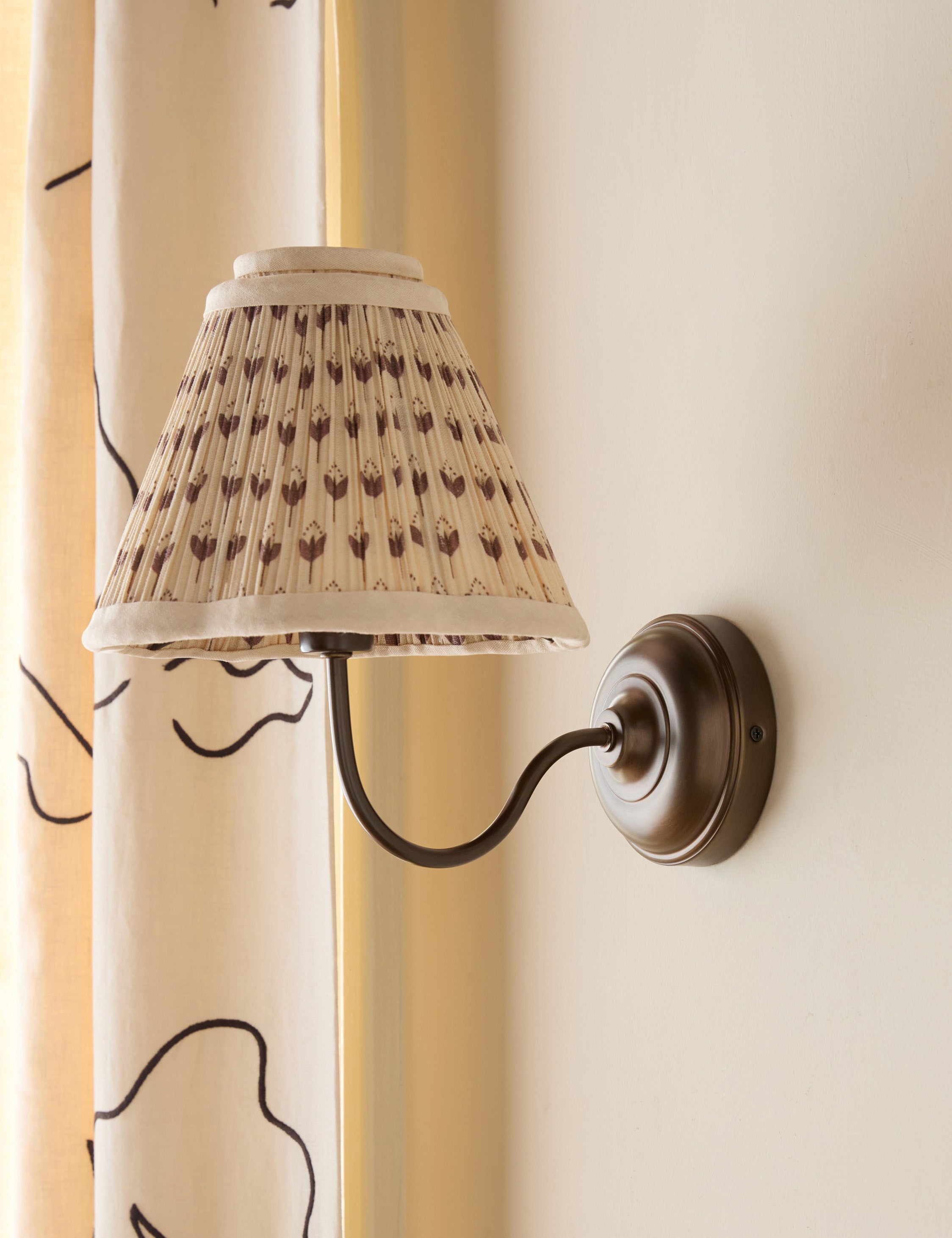 Lulu and Georgia Sconce light - view 16