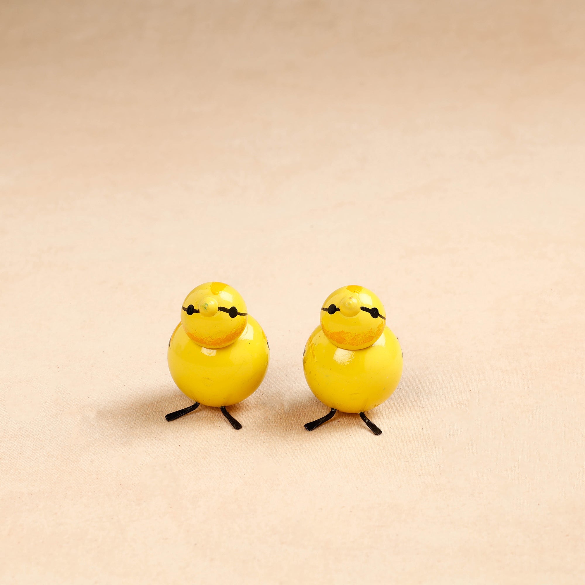 ITOKRI CRAFTS INITIATIVE Baby Birds - Etikoppaka Handcrafted Wooden Decor Item