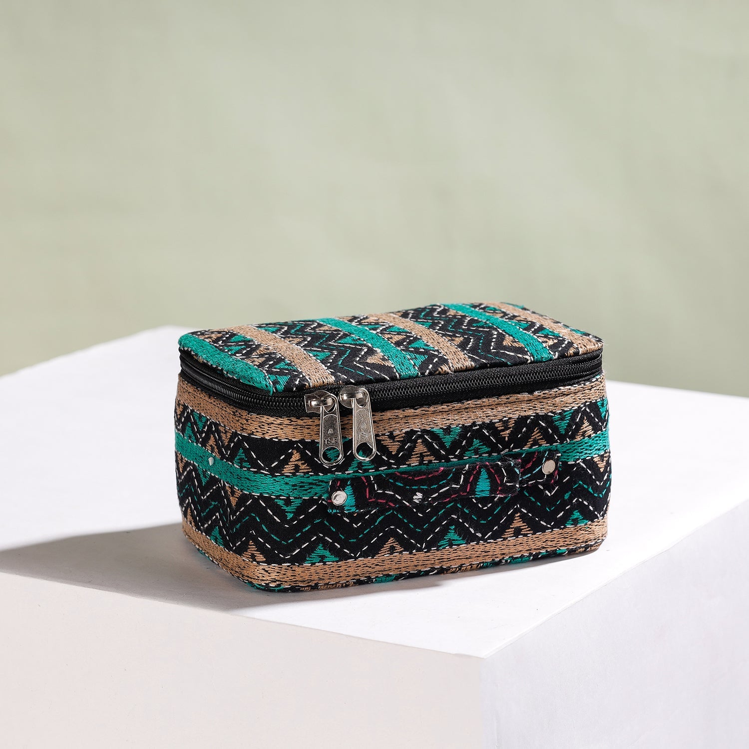 ASALKAAR Black - Bengal Kantha Work Handcrafted Jewelry Box with Mirror