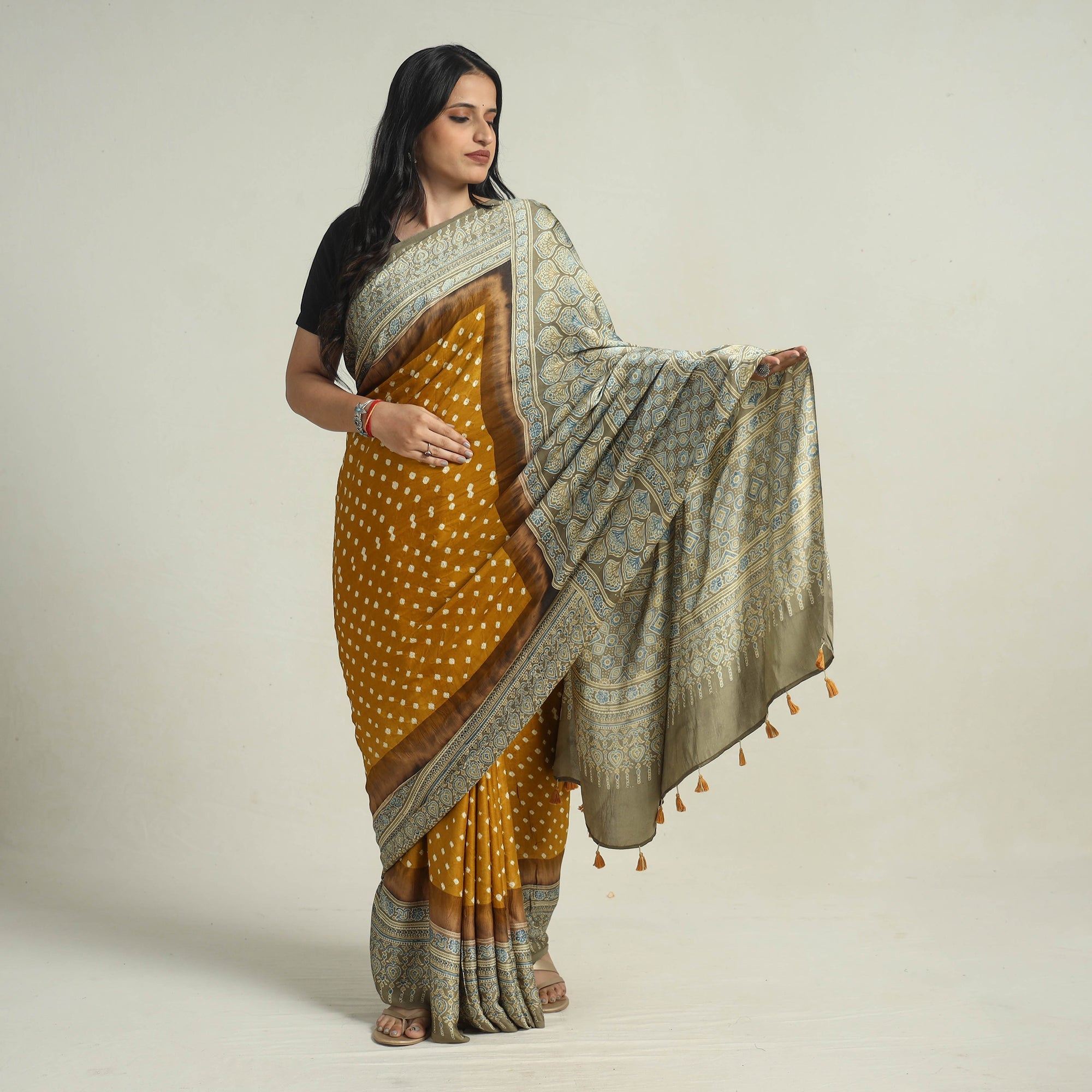 RIYAZ ABDULMAJID KHATRI - AJRAKH Brown - Bandhani Block Printed Ajrakh Modal Silk Saree 01 - view 2