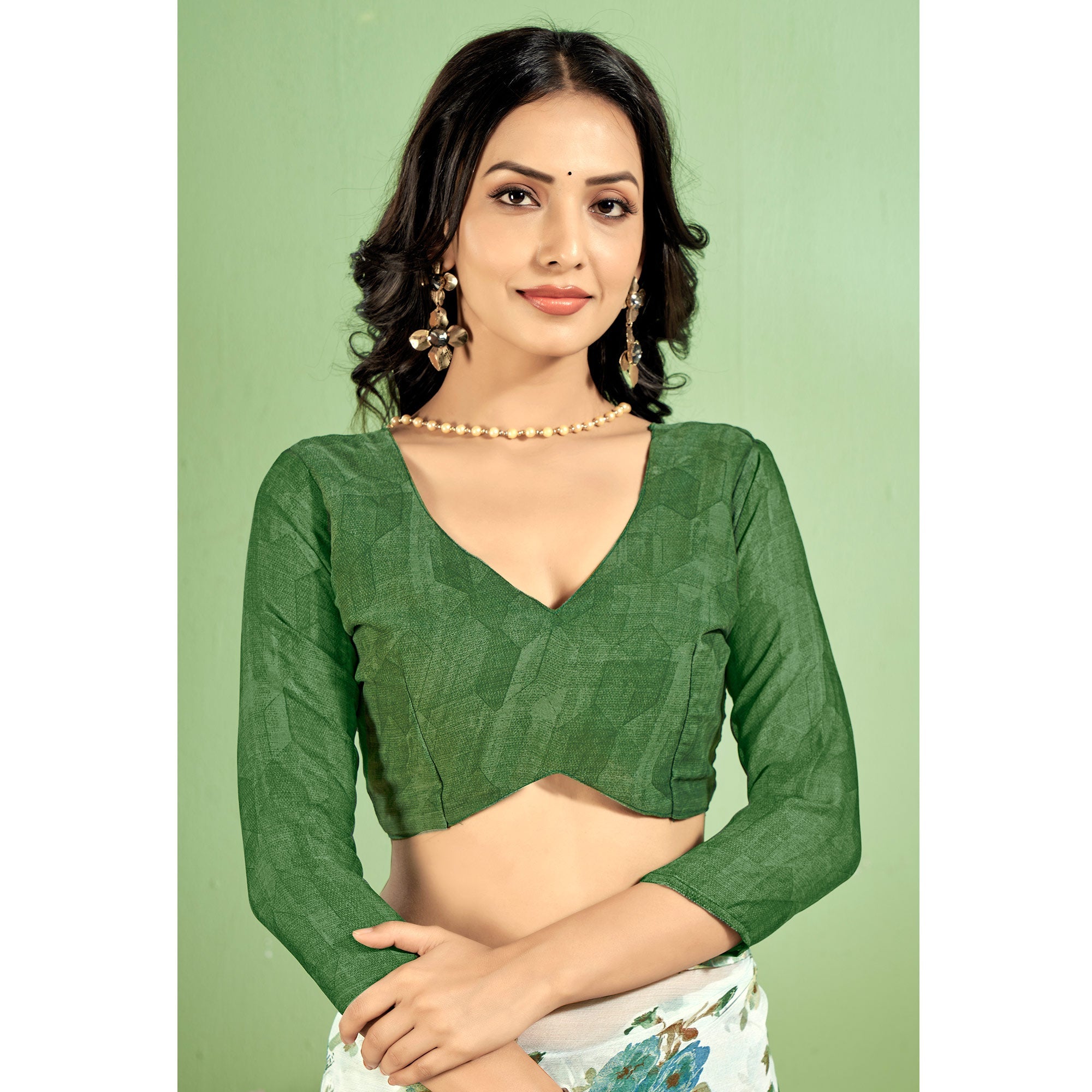 BlackTree green-floral-printed-chiffon-saree-7 - view 3