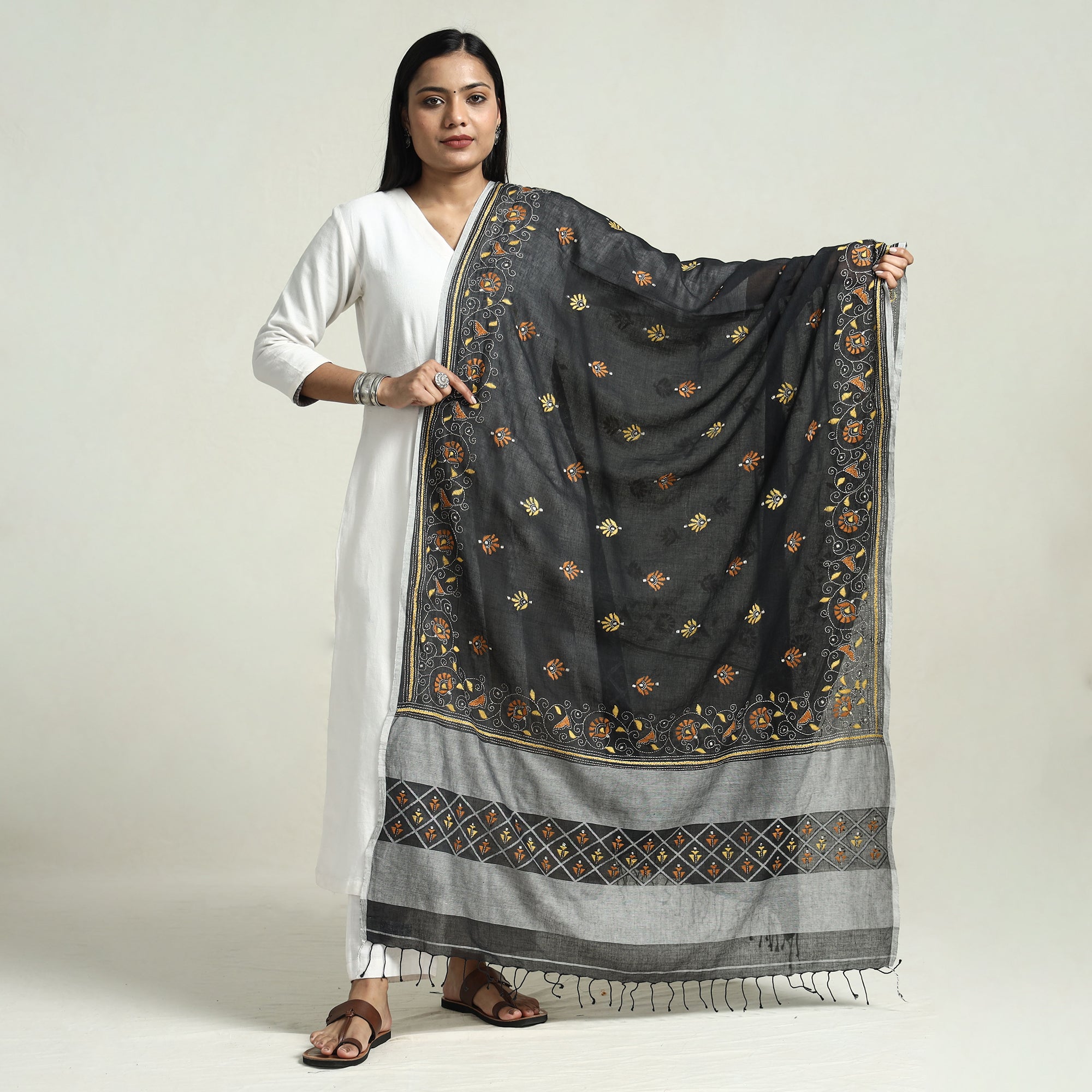 KHUSHBASH - HAPPY LOOM OF EAST Black - Bolpur Kantha Embroidery Cotton Handloom Dupatta with Tassels