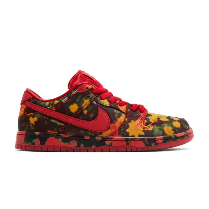 HYPE ELIXIR Nike SB Dunk Low The Wizard of Oz Poppy Field