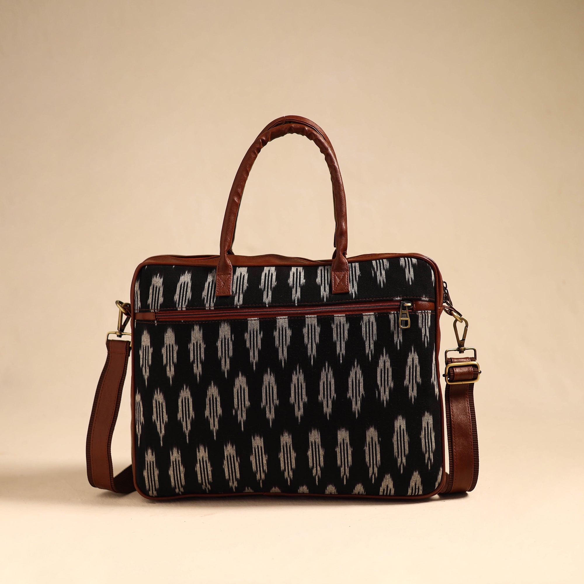 ITOKRI CRAFTS INITIATIVE Black - Handmade Pochampally Ikat Laptop Bag 18 - view 3