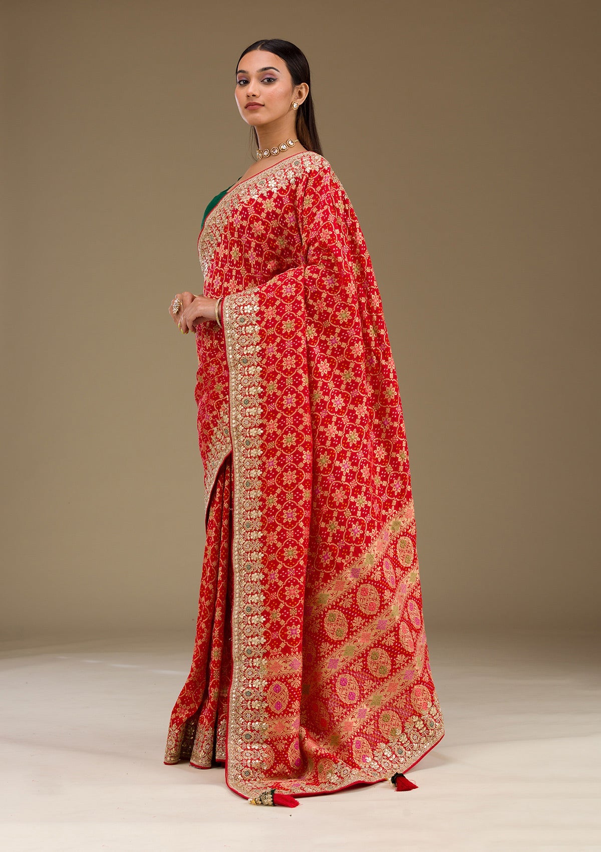 Koskii Red Gotapatti Chiffon Saree – Women's - view 3