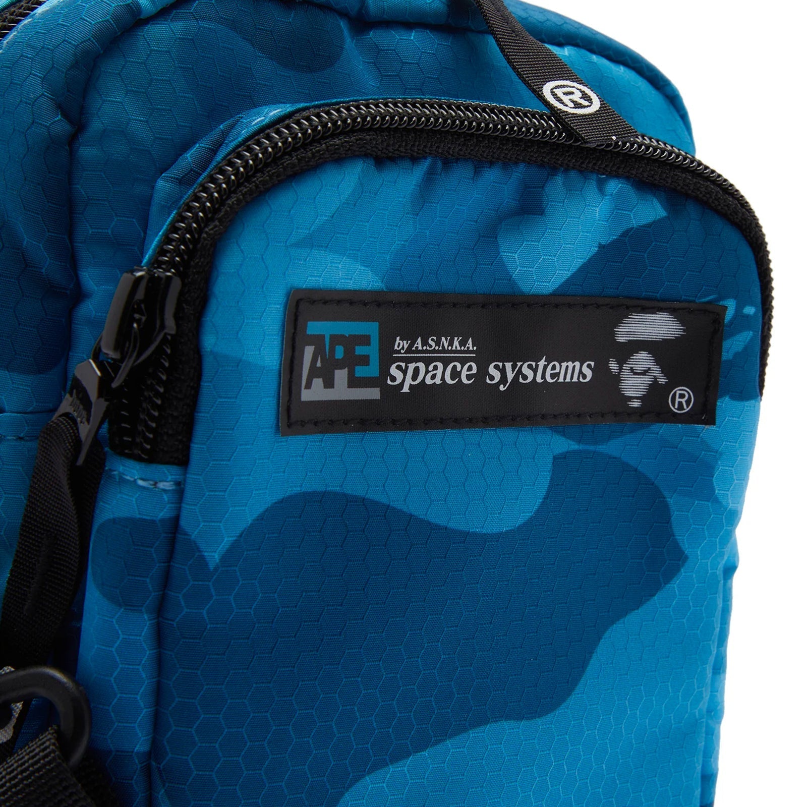 Sneaker Cafe Mumbai Bape Honeycomb Camo Mini Shoulder Bag Blue - view 2
