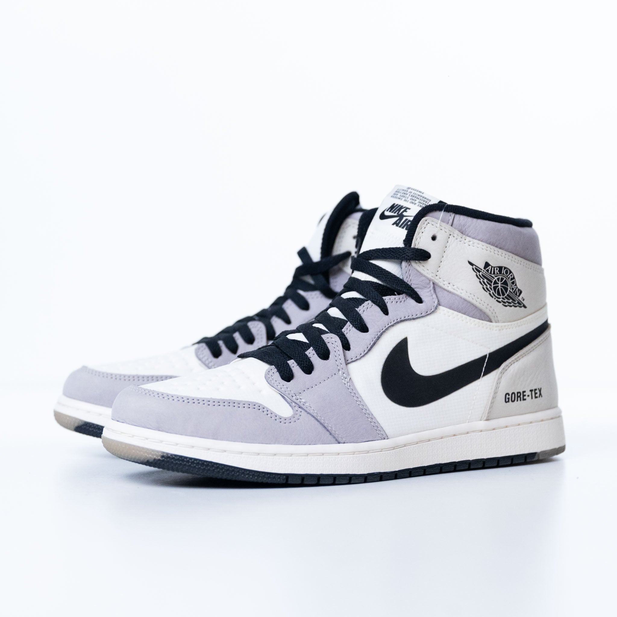 Nike Air Jordan 1 Retro High Element Gore-Tex Light Bone - view 2
