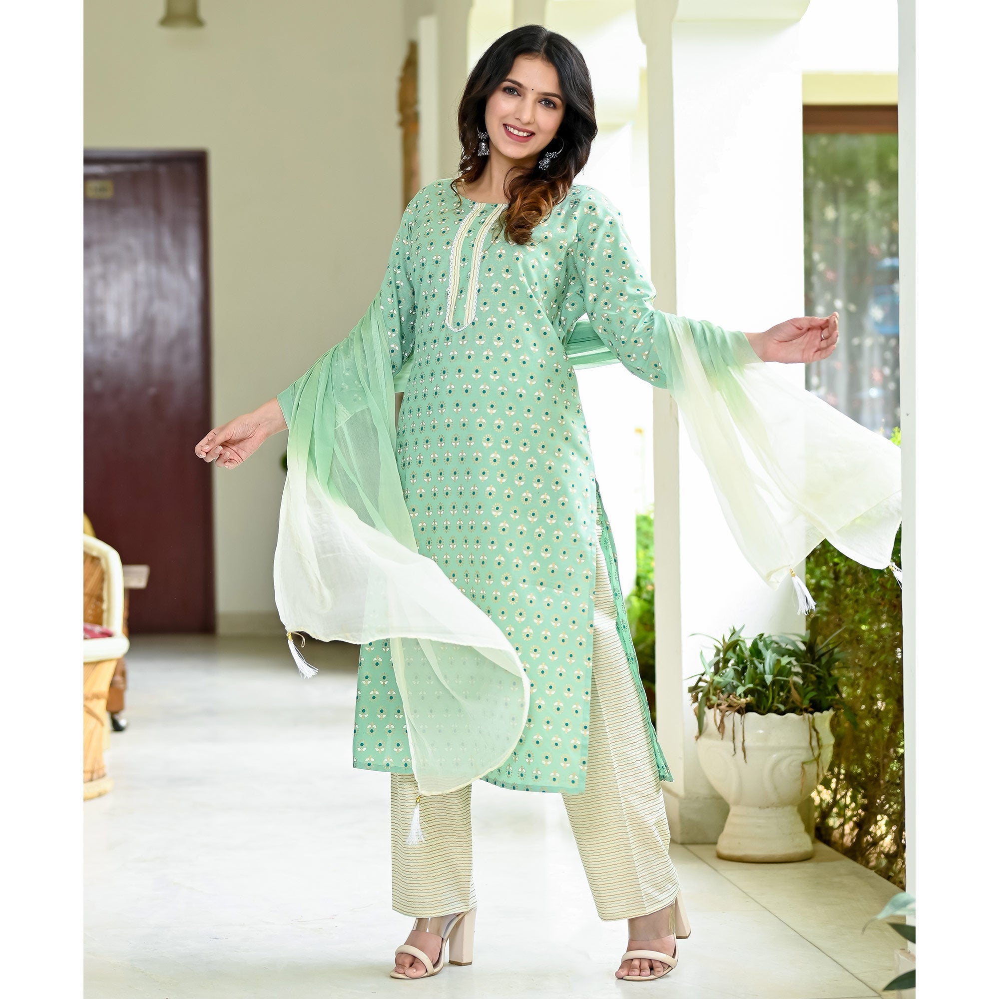 BlackTree green-floral-foil-printed-pure-cotton-suit - view 6