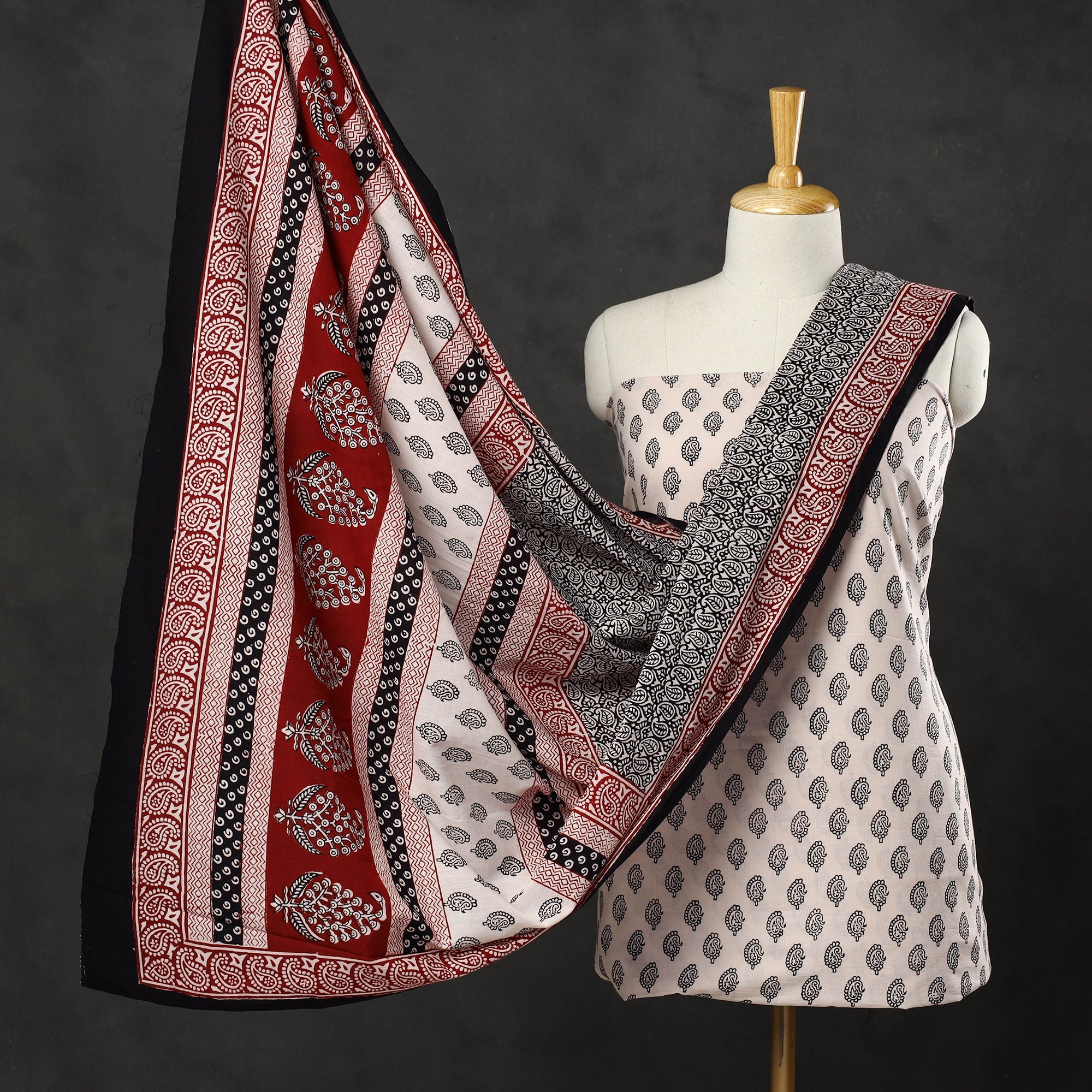 BAGH PRINTS BY UMAR FARUK KHATRI Beige - 3pc Bagh Print Cotton Dress Material Set 15