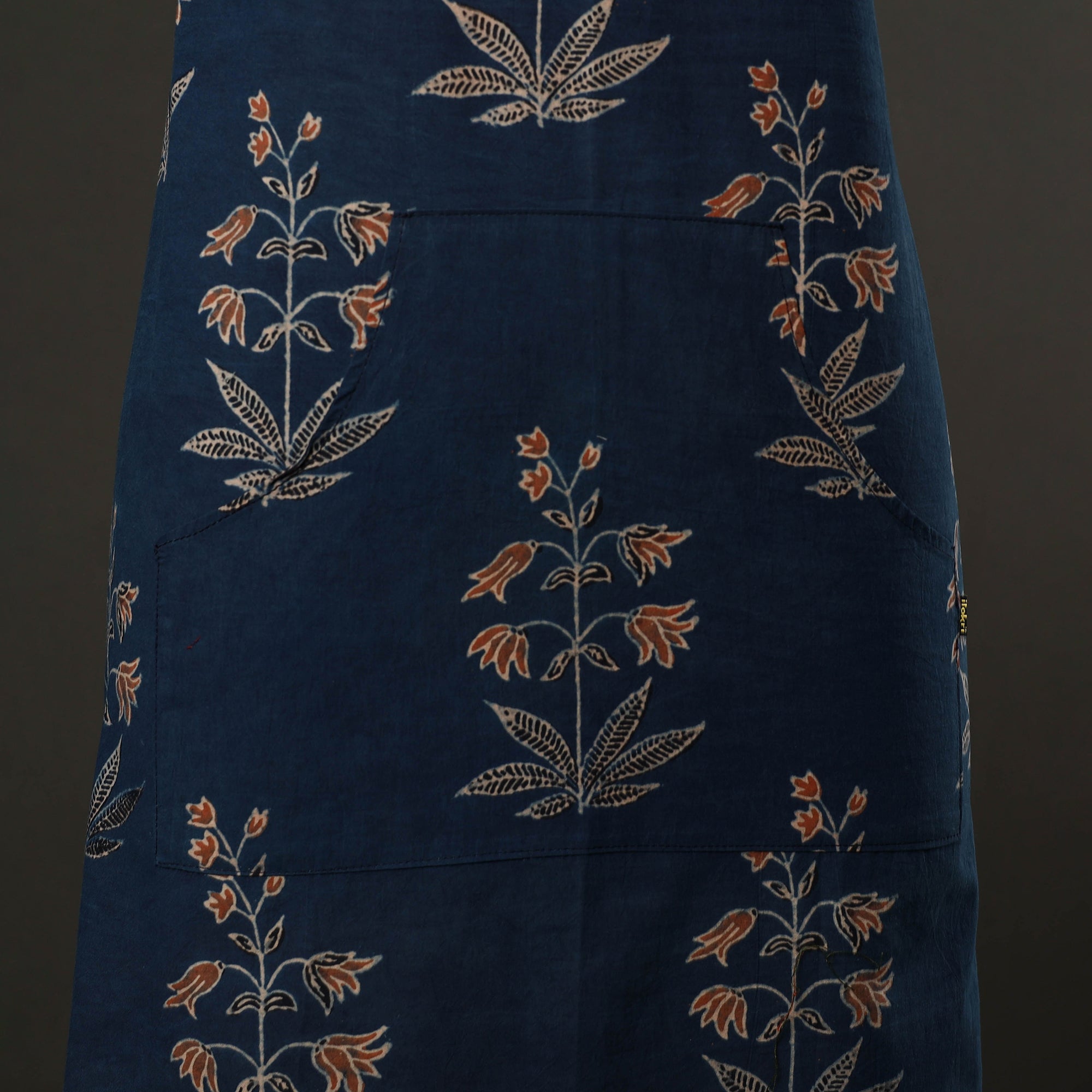 JALPARI Ajrakh Block Print Cotton Apron with Pocket 51 - view 3
