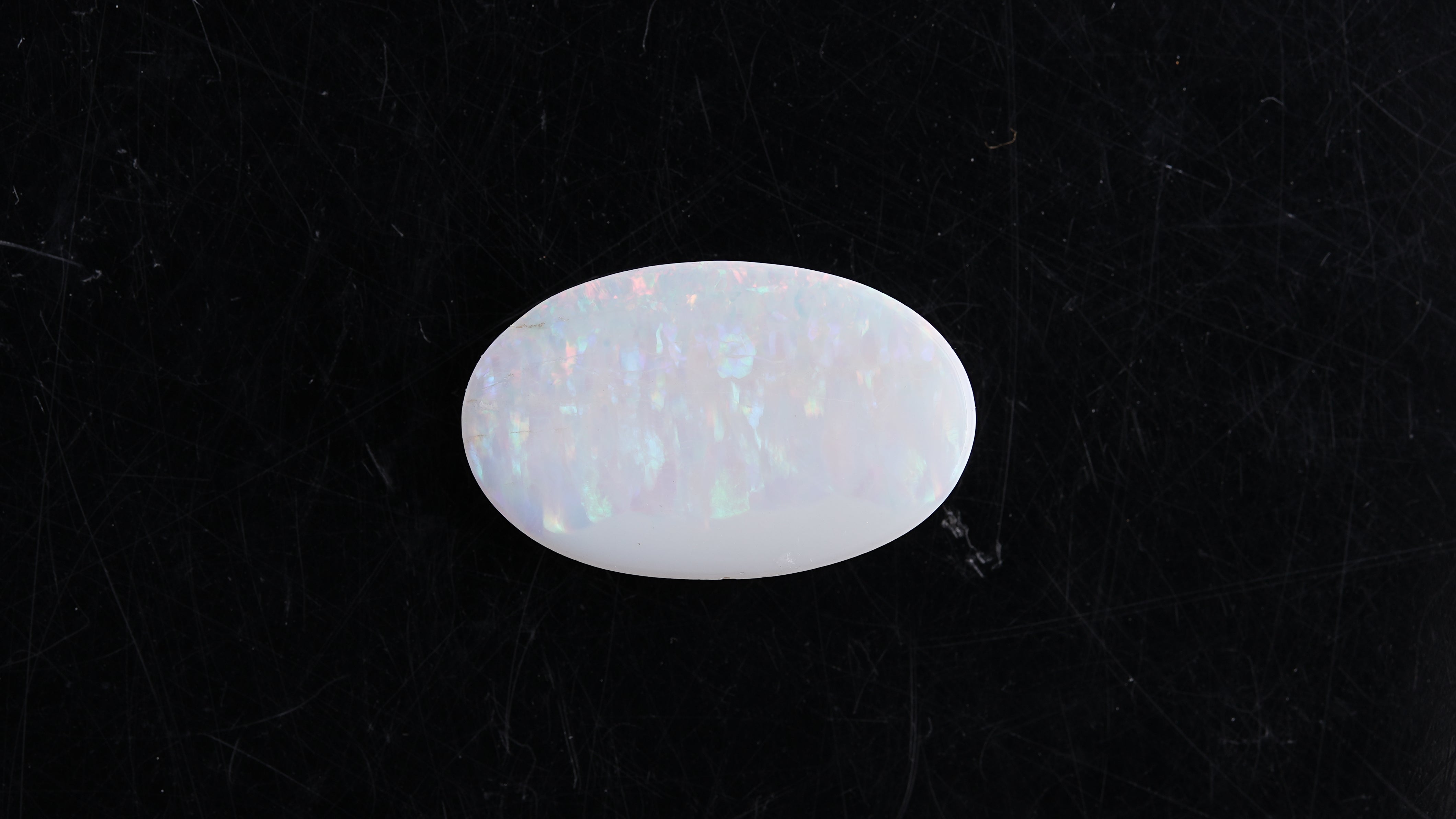 Gemsmantra Opal with Fire - 3.97 carats(4.37 ratti) - view 2
