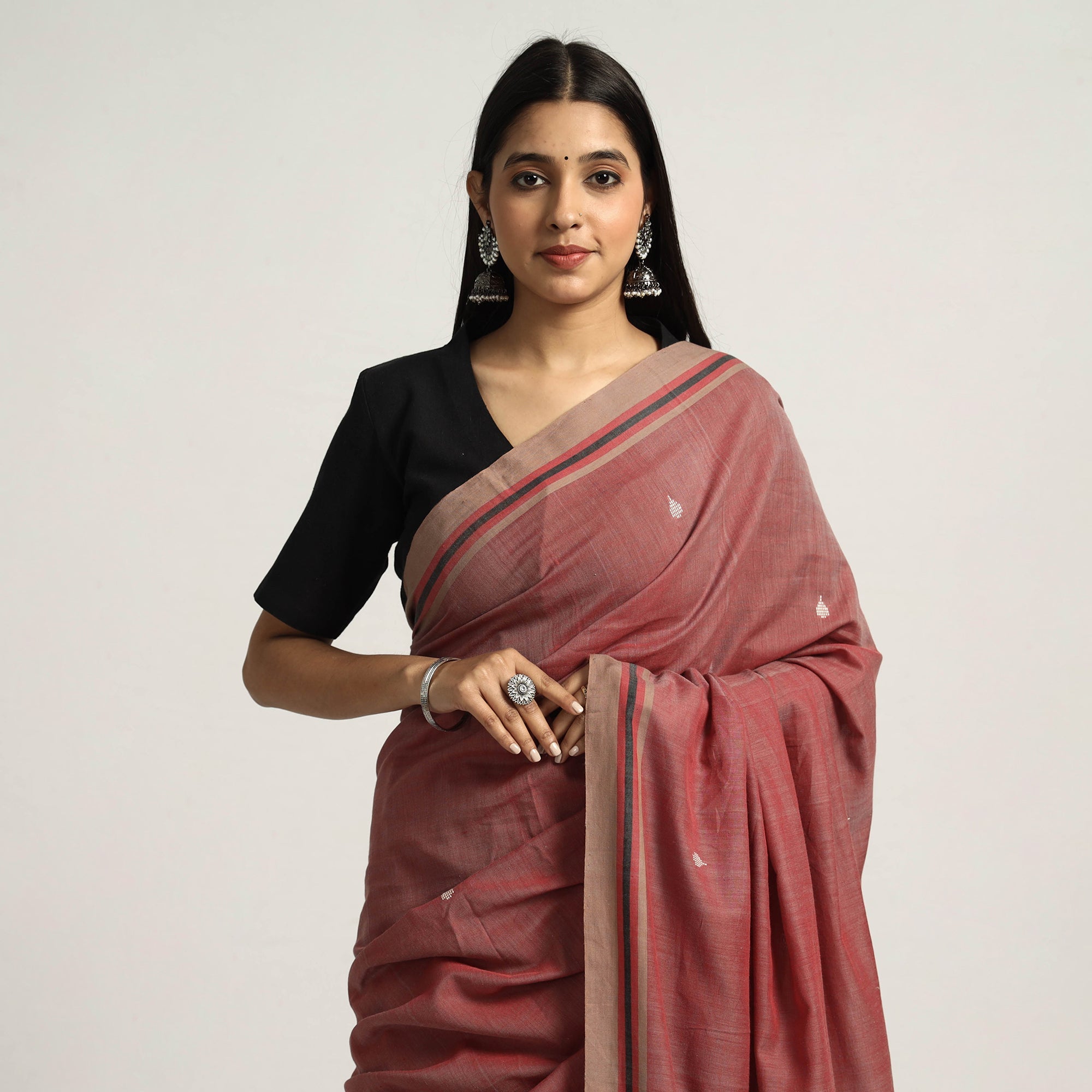 BUN.KAR BIHAR BY SRIJANI FOUNDATION Brown - Saree with White Chevron Buti on Pallu - view 2