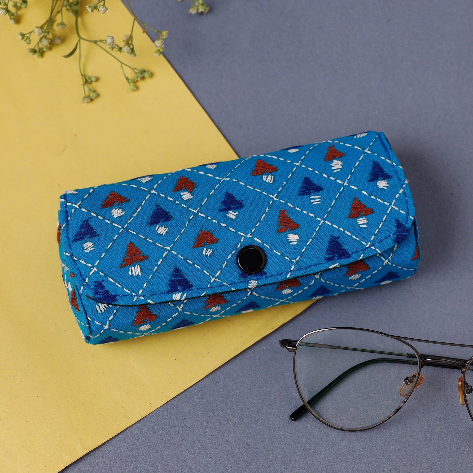 ASALKAAR Bengal Kantha Work Handcrafted Spectacles Case