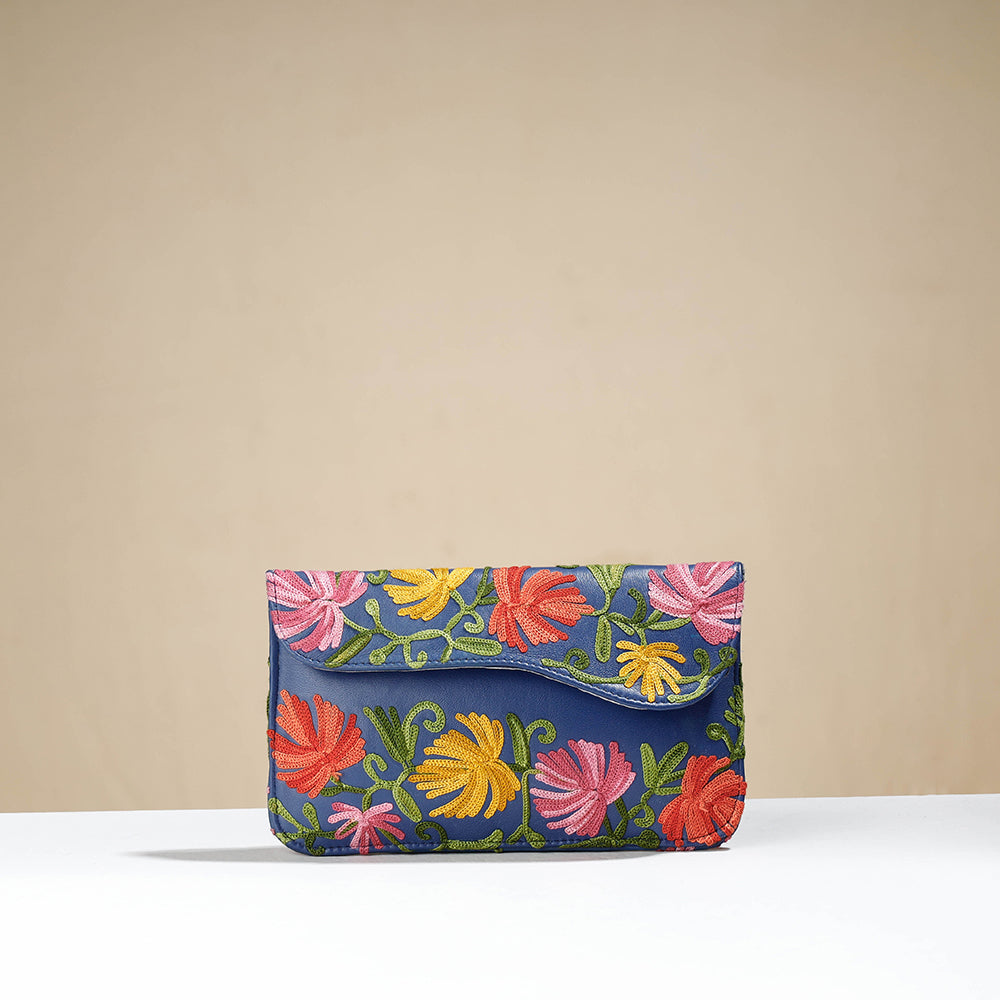 ITOKRI CRAFTS INITIATIVE Blue - Chain Stitch Crewel Hand Embroidery Leather Wallet - view 2
