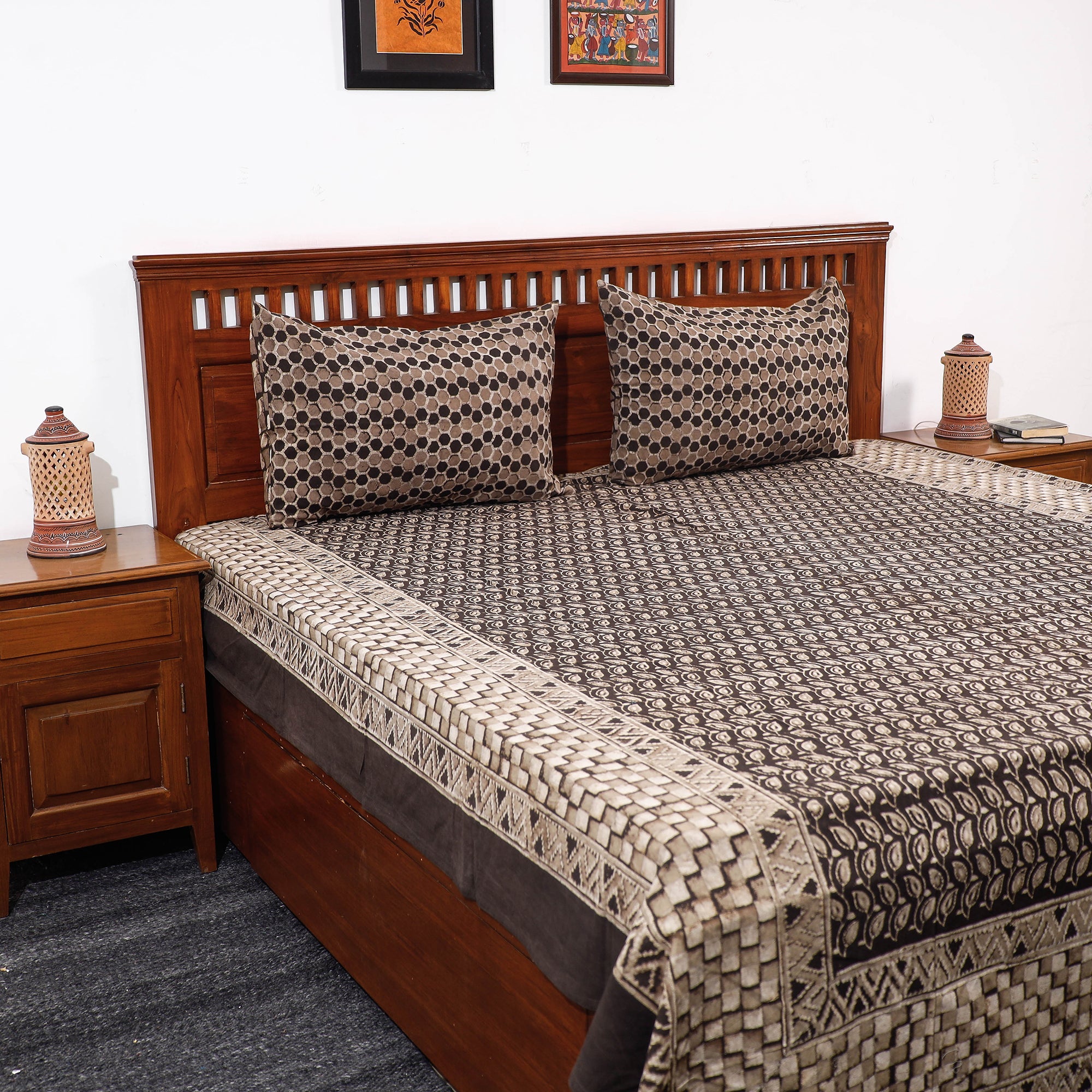 HAVELI CHRONICLES Brown - Pipad Block Printed Cotton Double Bed Cover with Pillow Covers (108 x 90 in)