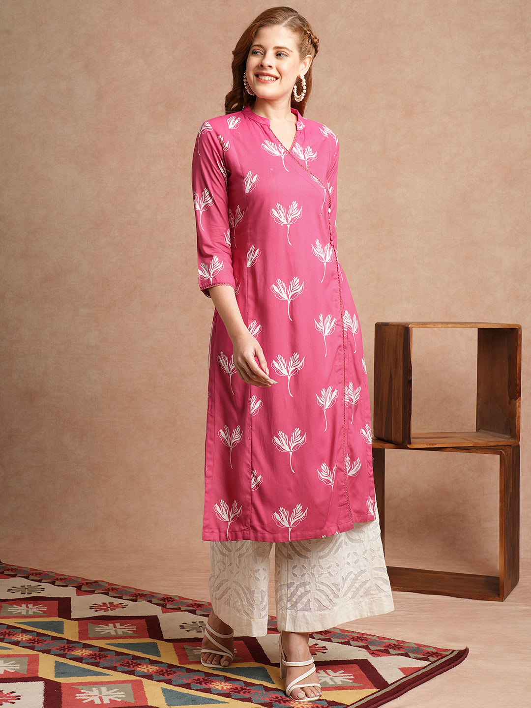 FASHOR Abstract Floral Printed Straight Fit Kurta - Pink - view 2