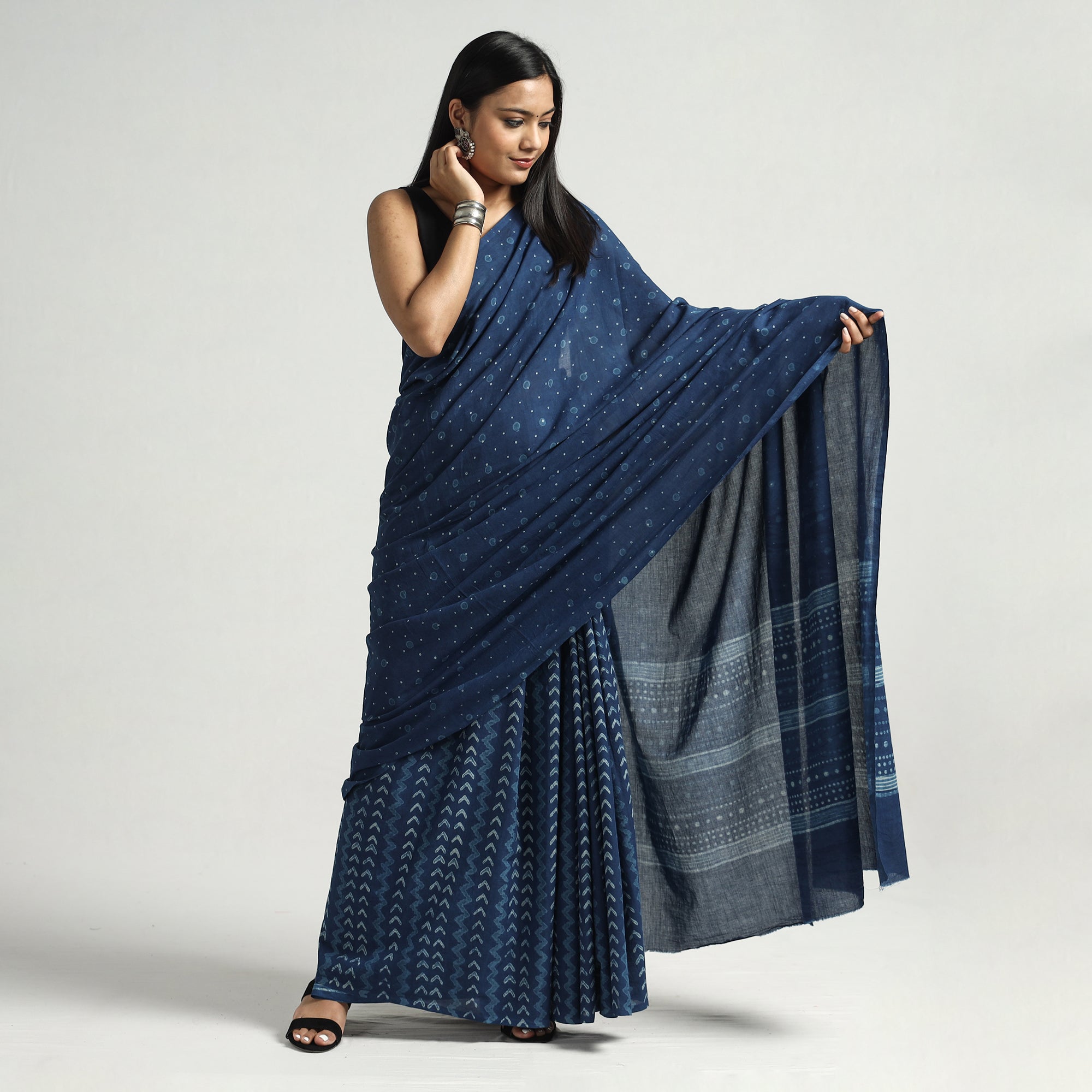 HAVELI CHRONICLES Blue - Akola Hand Block Printed Cotton Saree - view 2