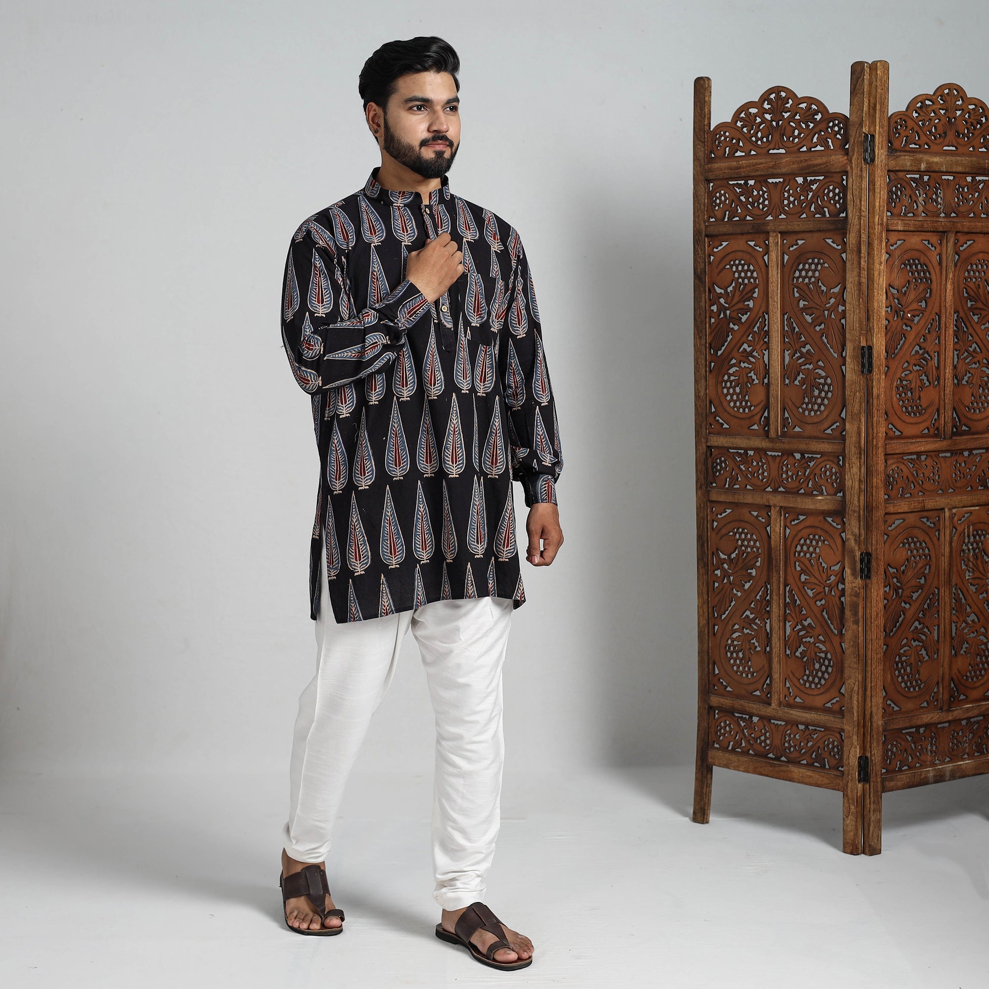 ITOKRI CASUALS Ajrakh Block Printed Cotton Men Short Kurta 03