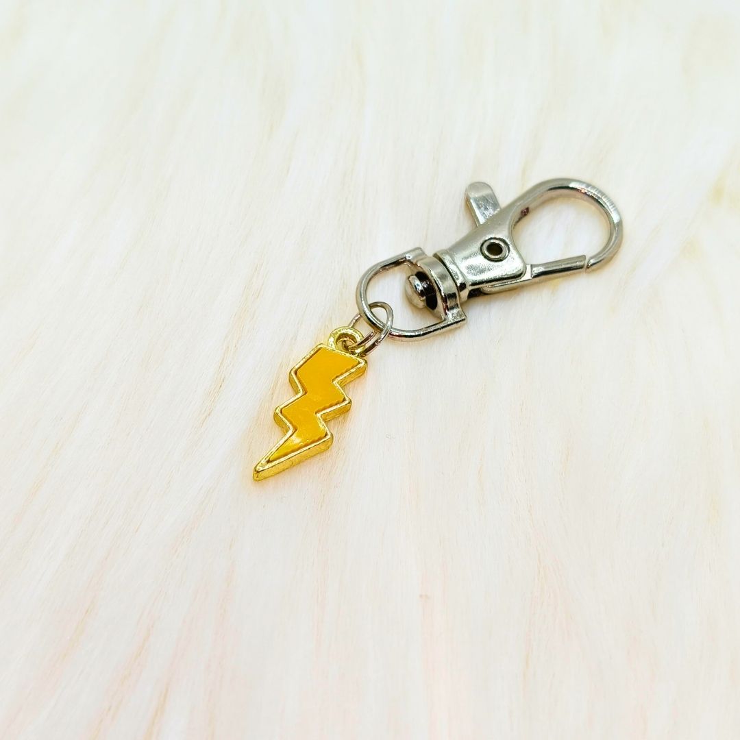 Casebasket Honey Flash Phone Charm - view 2