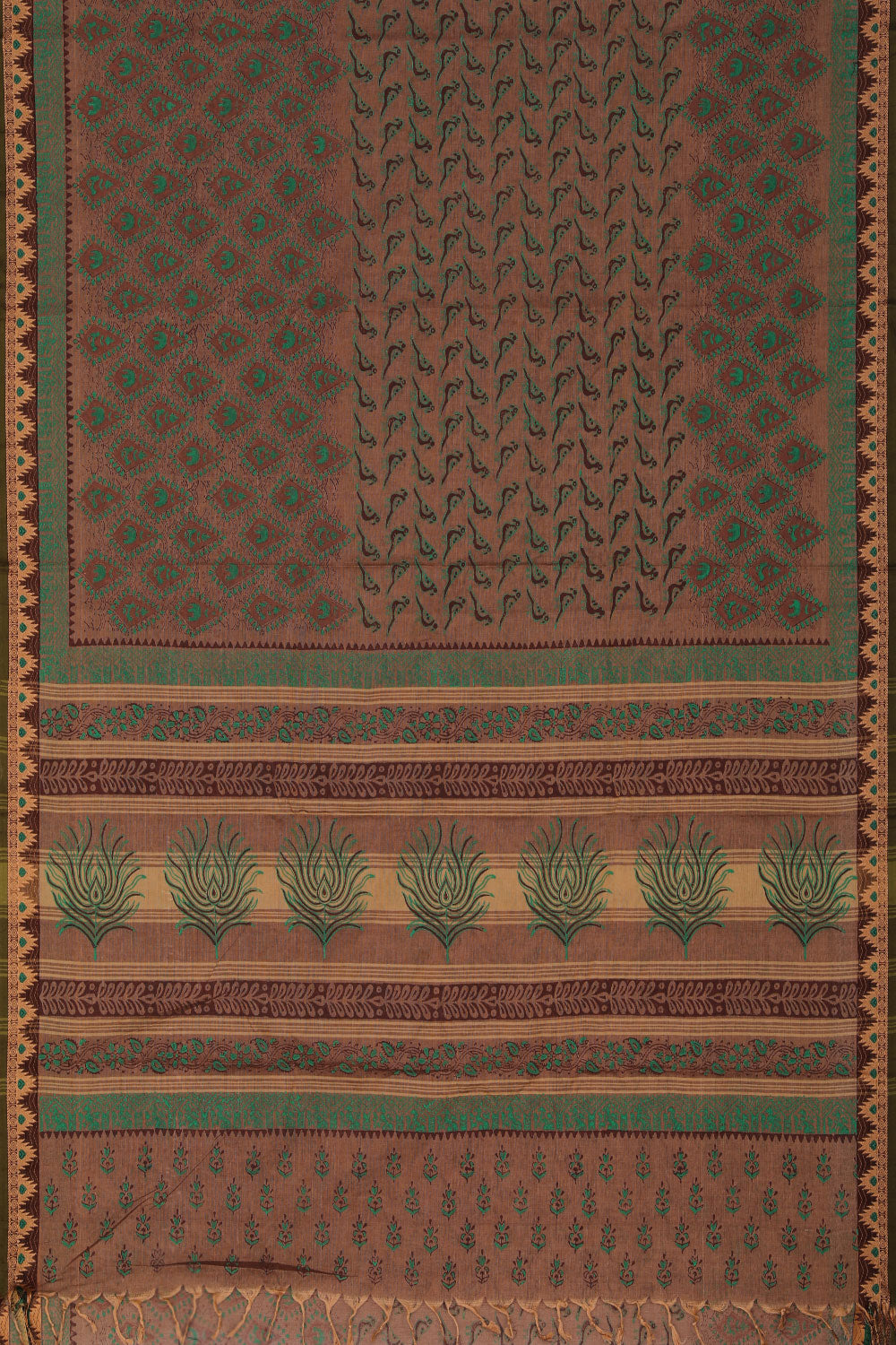 Kalanjali Ethnics Hand block printed cotton saree - view 4