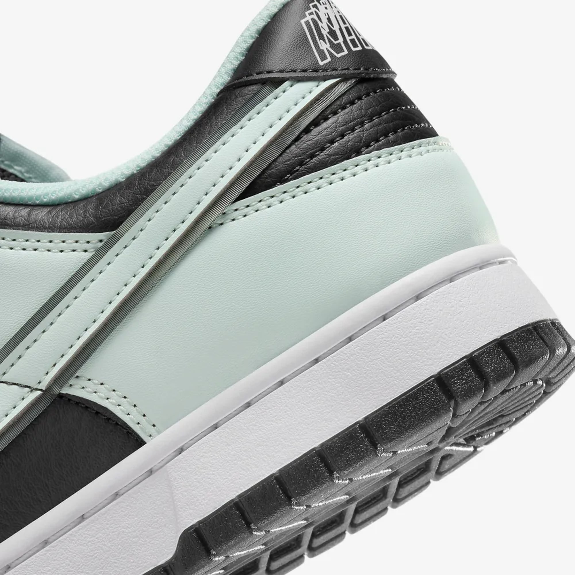 Nike | DUNK LOW RETRO PREMIUM { DK SMOKE GREY/BARELY GREEN-WHITE - view 4