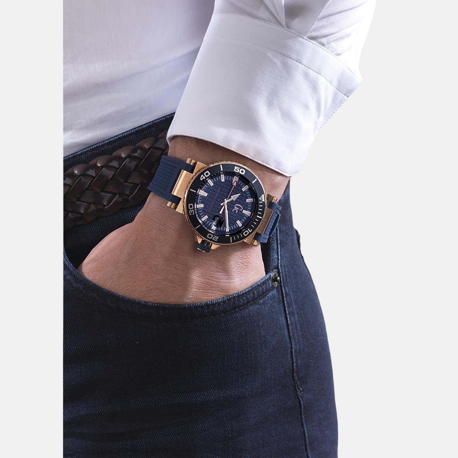 Gc Sportchic Men Quartz Blue Dial Analog Leather Watch Y36004G7 - view 4
