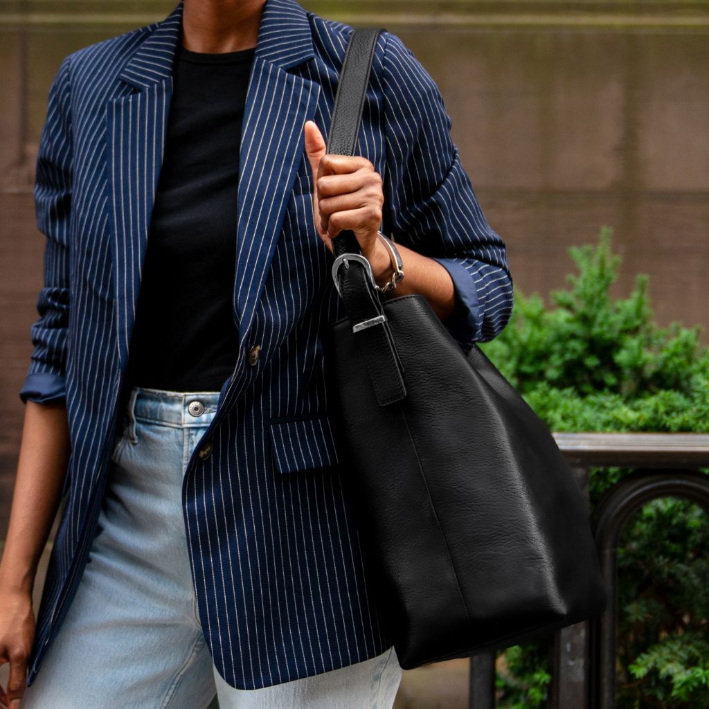 Thursday Boots - Women's Bags Bucket Bag | Black & Silver - view 7