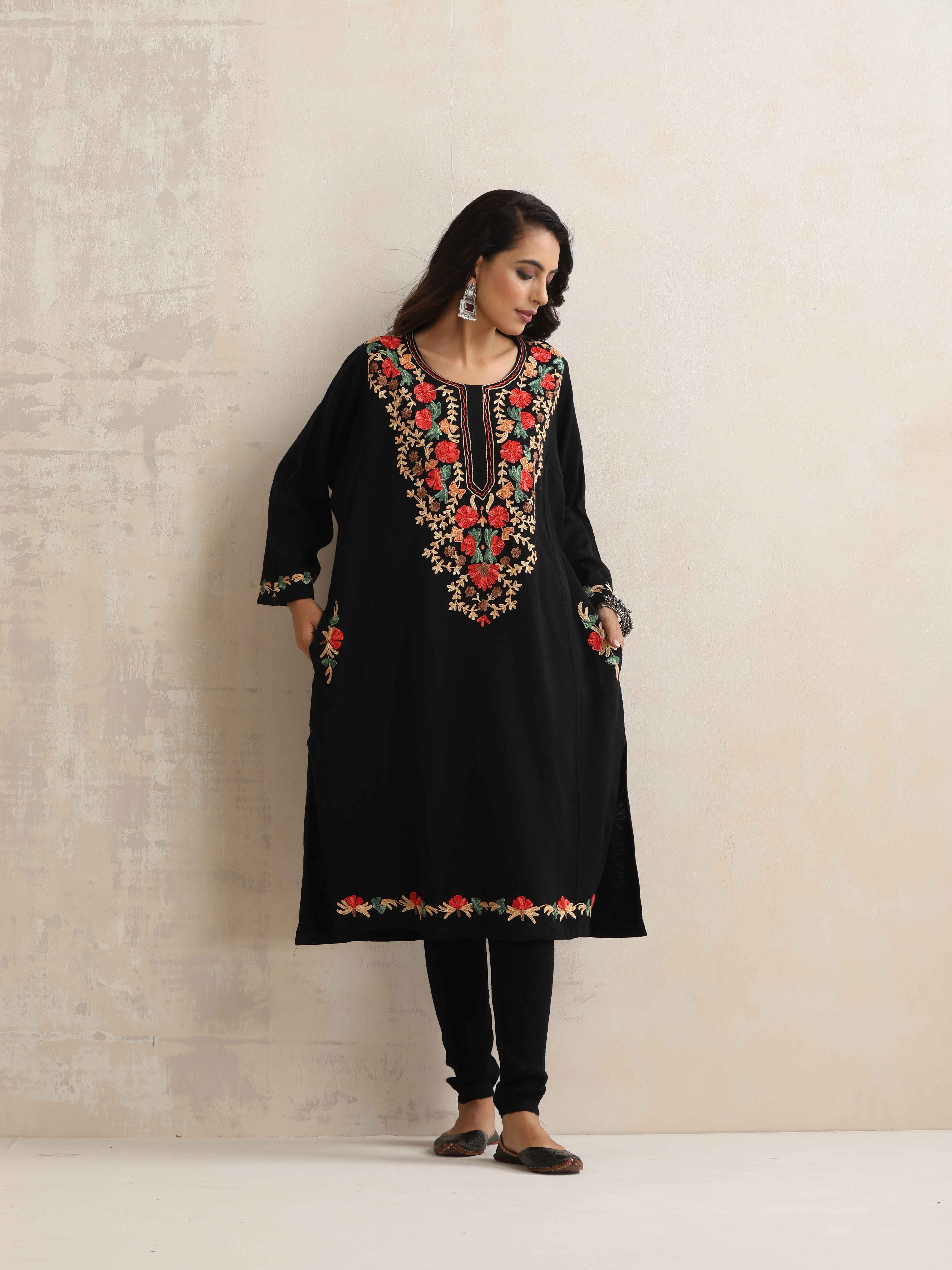 trueBrowns Black Kashmiri Embroidered Woollen Phiran Kurta - view 2