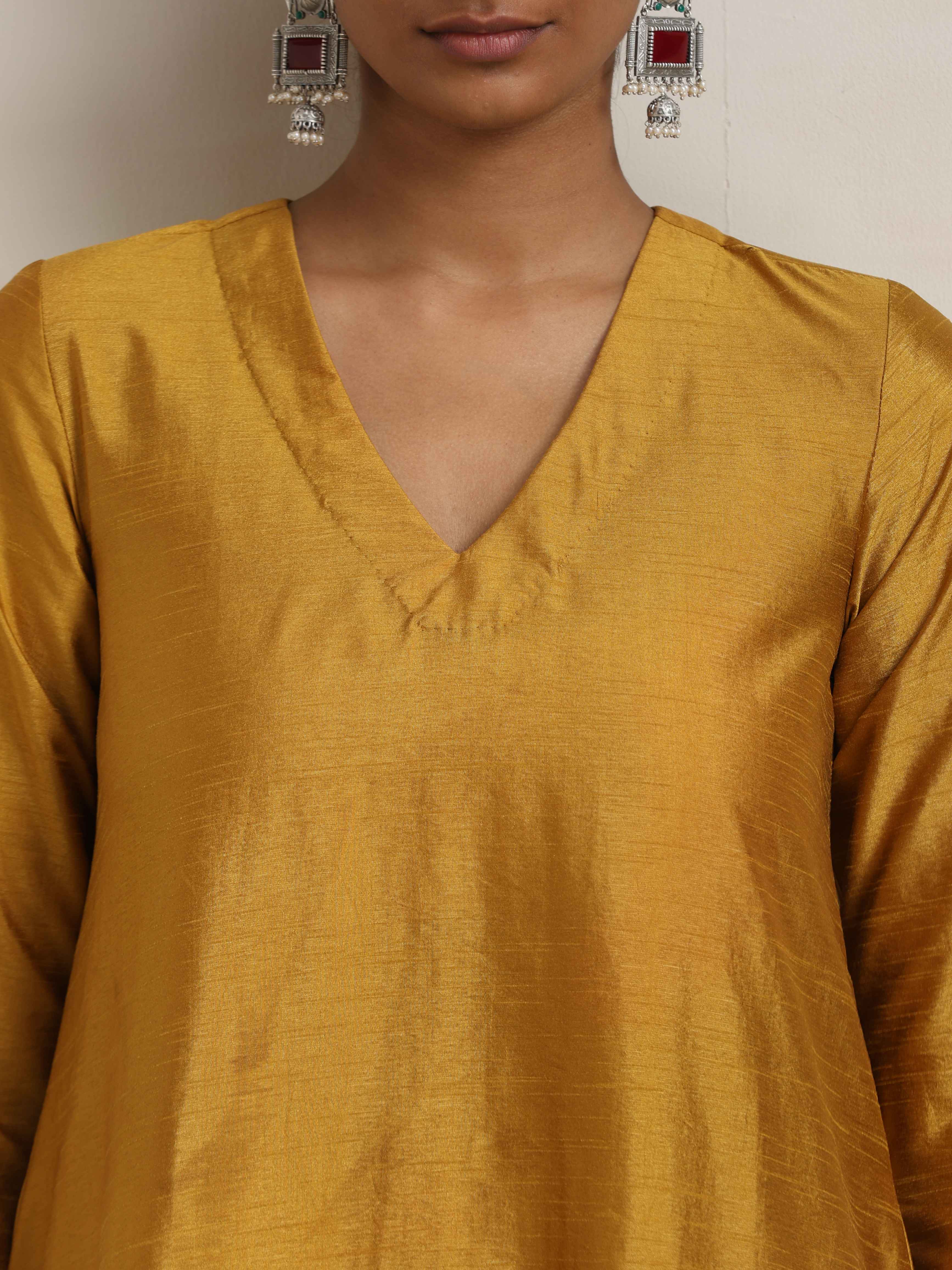 trueBrowns Gold Brown Silk A-line Kurta Set - view 6