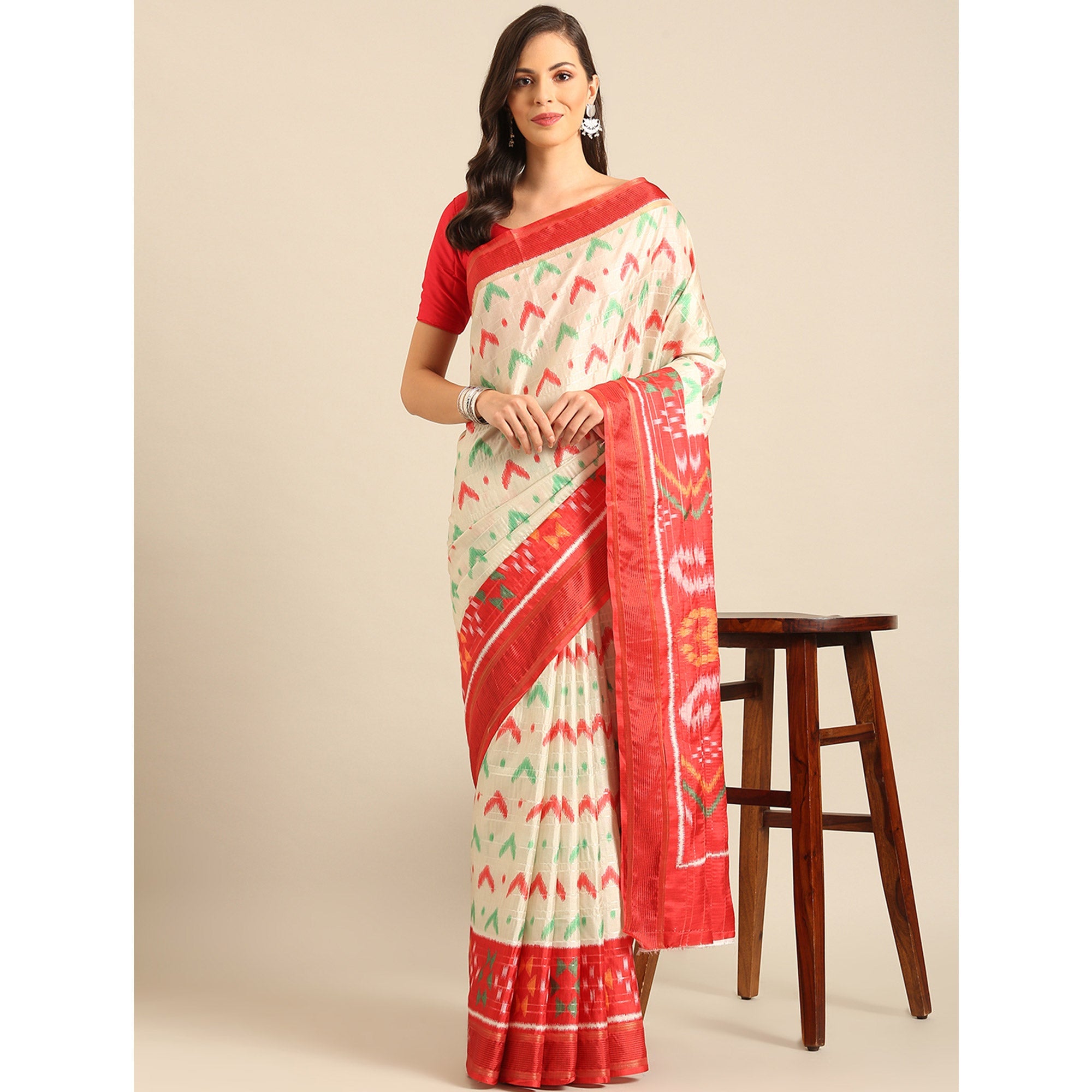 Peachmode Cream Digital Patola Printed Cotton Blend Saree - view 4