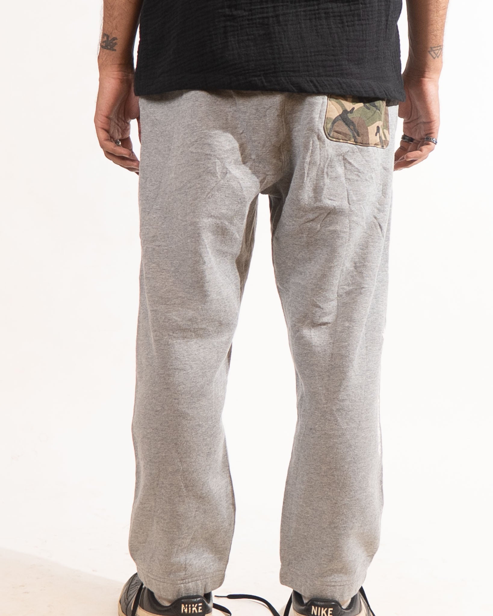 AAPE BY BAPE Bape Grey Logo Sweatpants - view 4