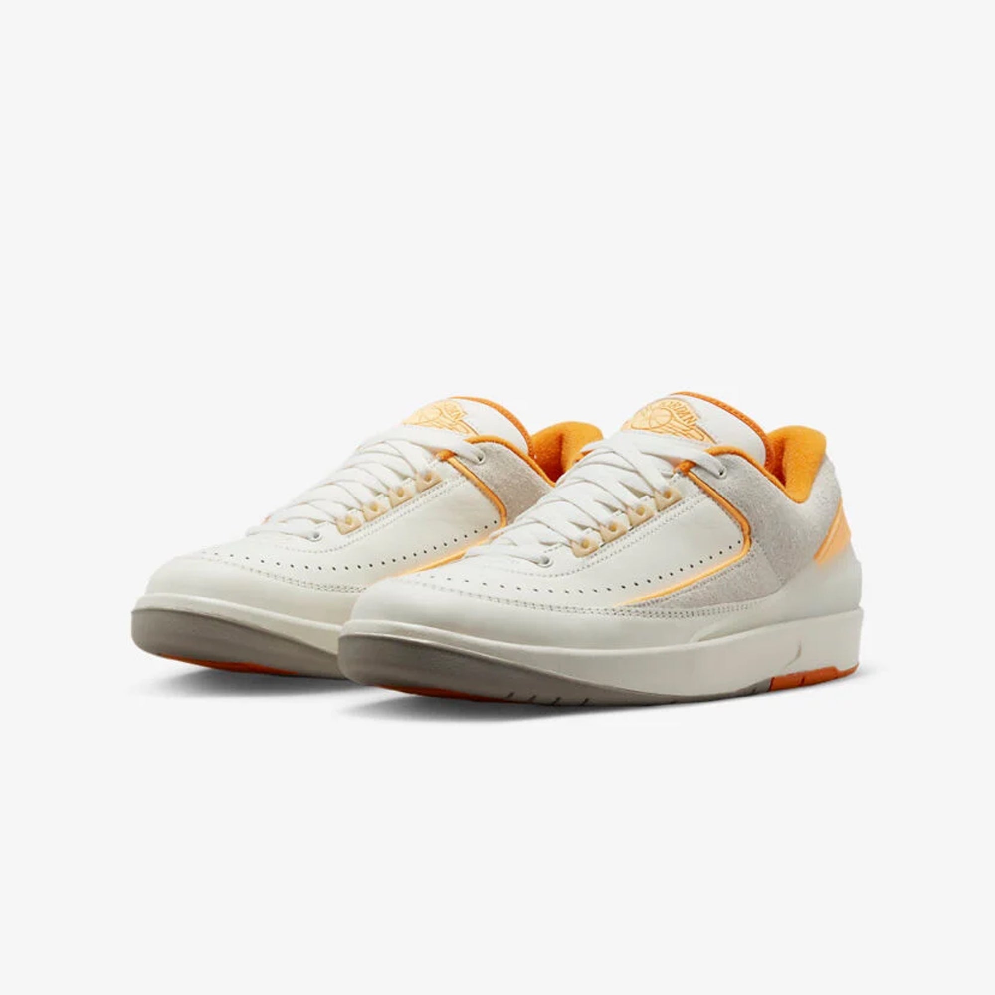 Jordan | AIR JORDAN 2 RETRO LOW { SAIL/MELON TINT-LIGHT CURRY-COBBLESTONE