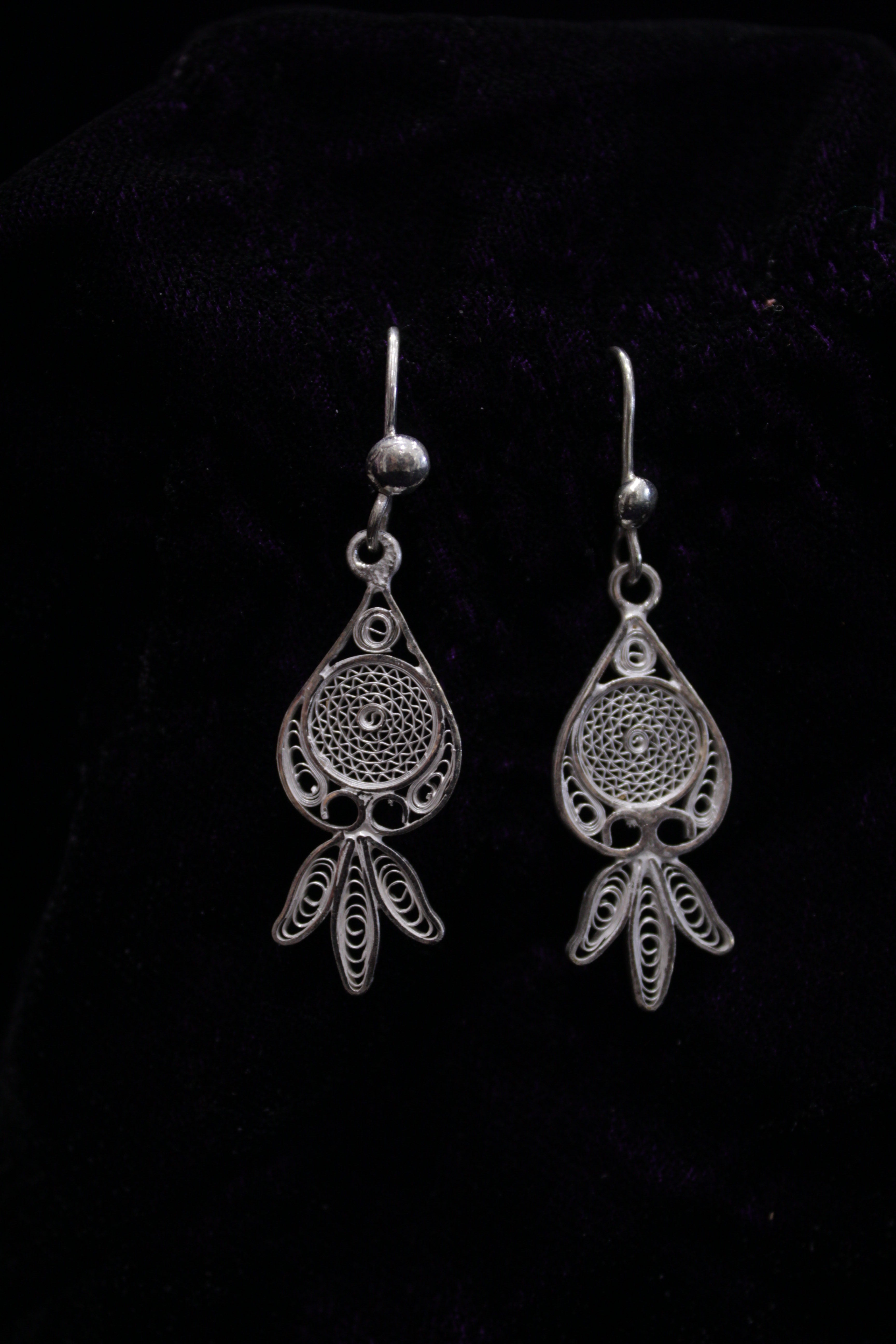 Indianvillez Kalas Designed Silver Filigree Earrings